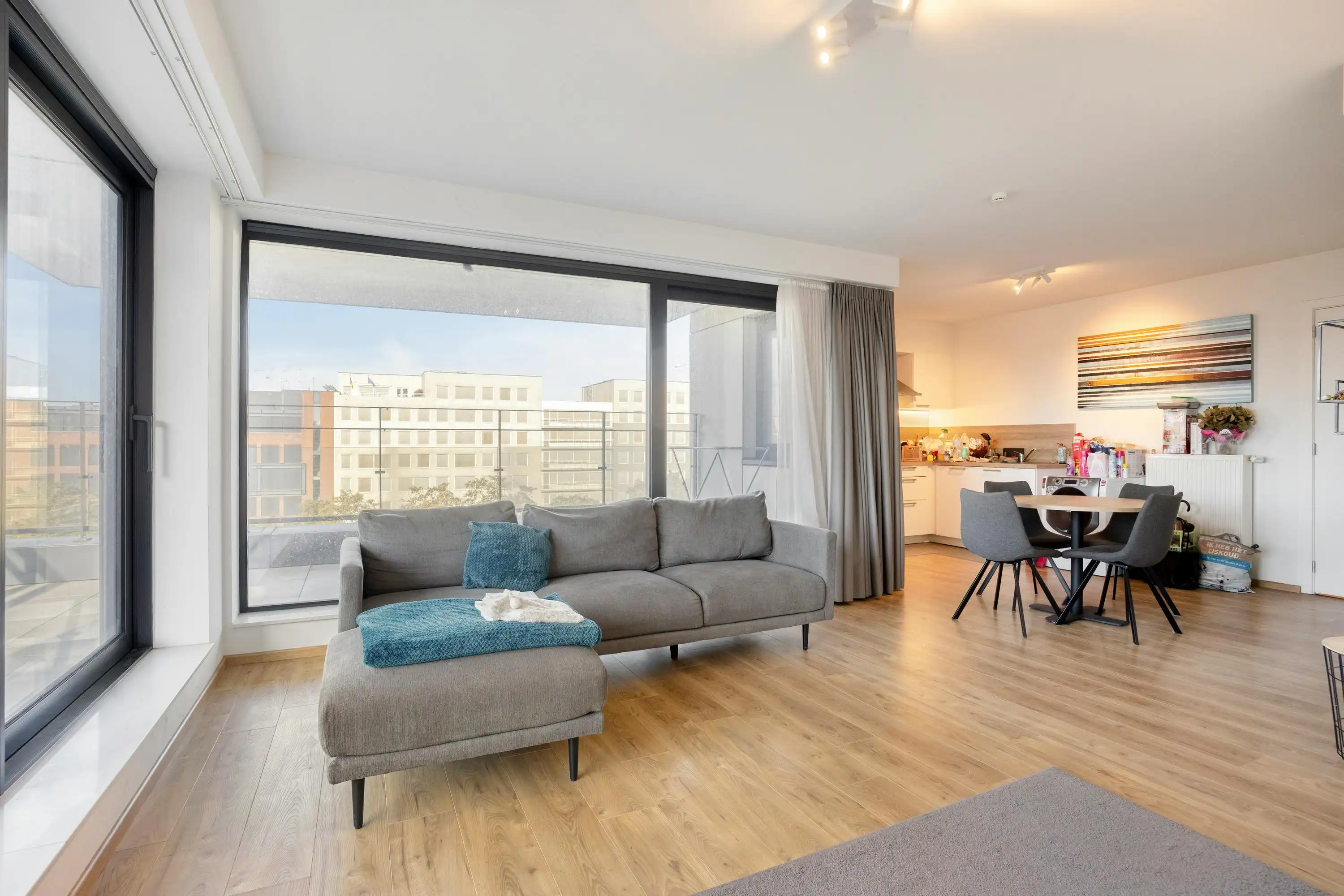 Appartement gelegen op wandelafstand van site Tour&Taxis foto 2