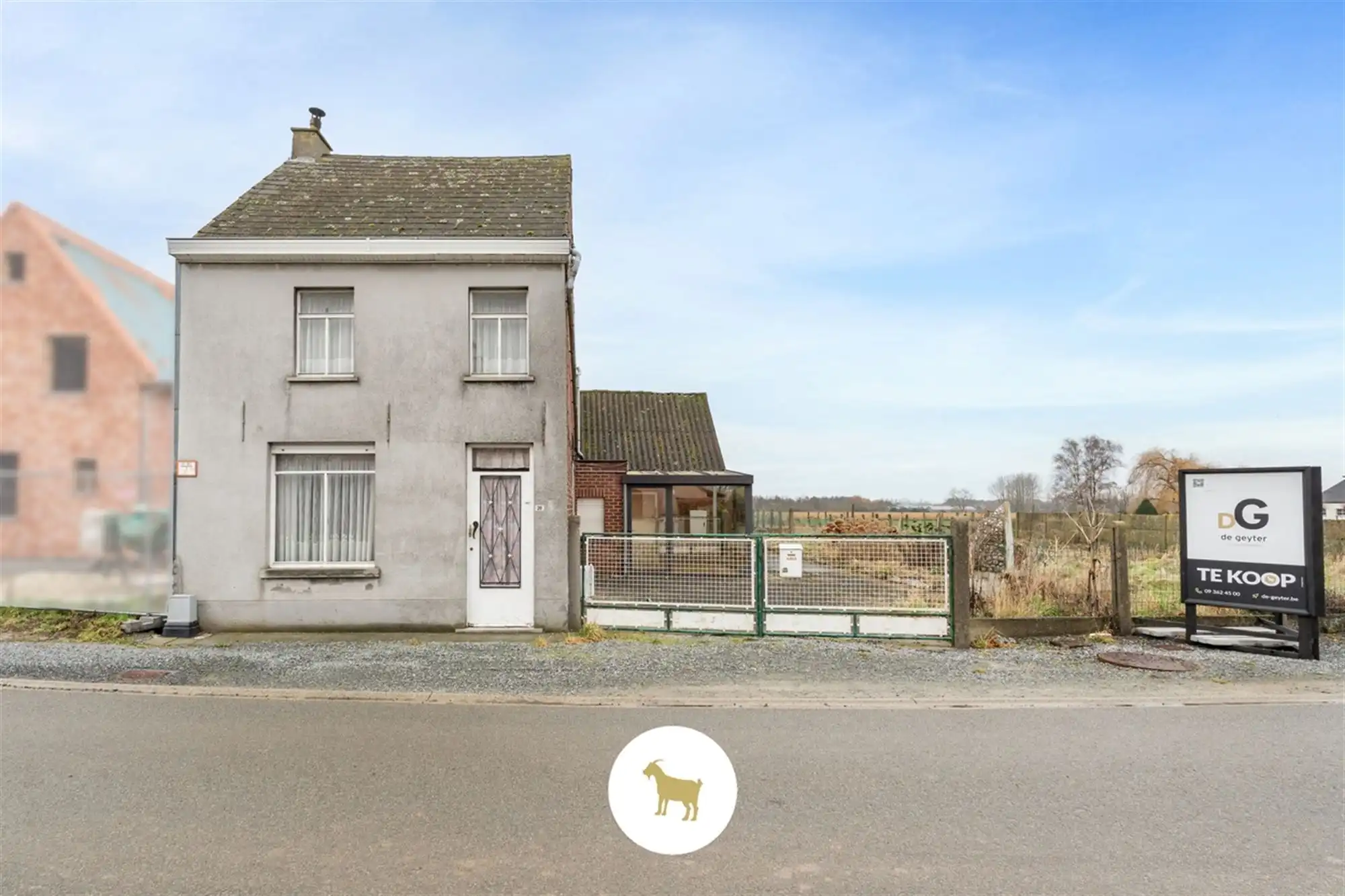 Uniek ruim PERCEEL (BOUW)GROND van ca. 3.310 m² met bestaande TE SLOPEN WONING. foto 8