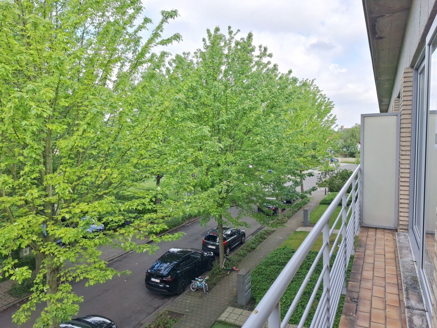 Lichtrijk appartement met 2 slaapkamers, 2 balkons, autostaanplaats en kelderberging foto 13