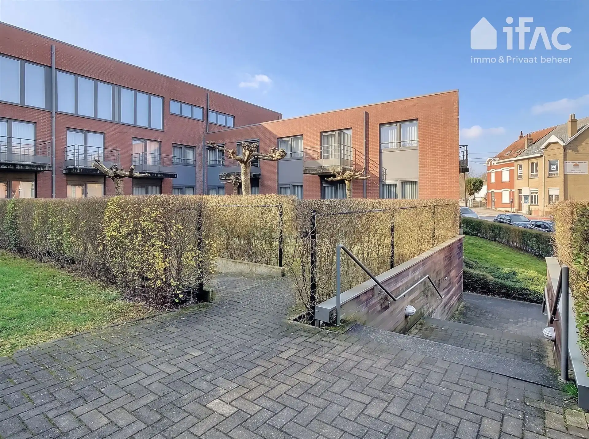 Studio met terras foto 9