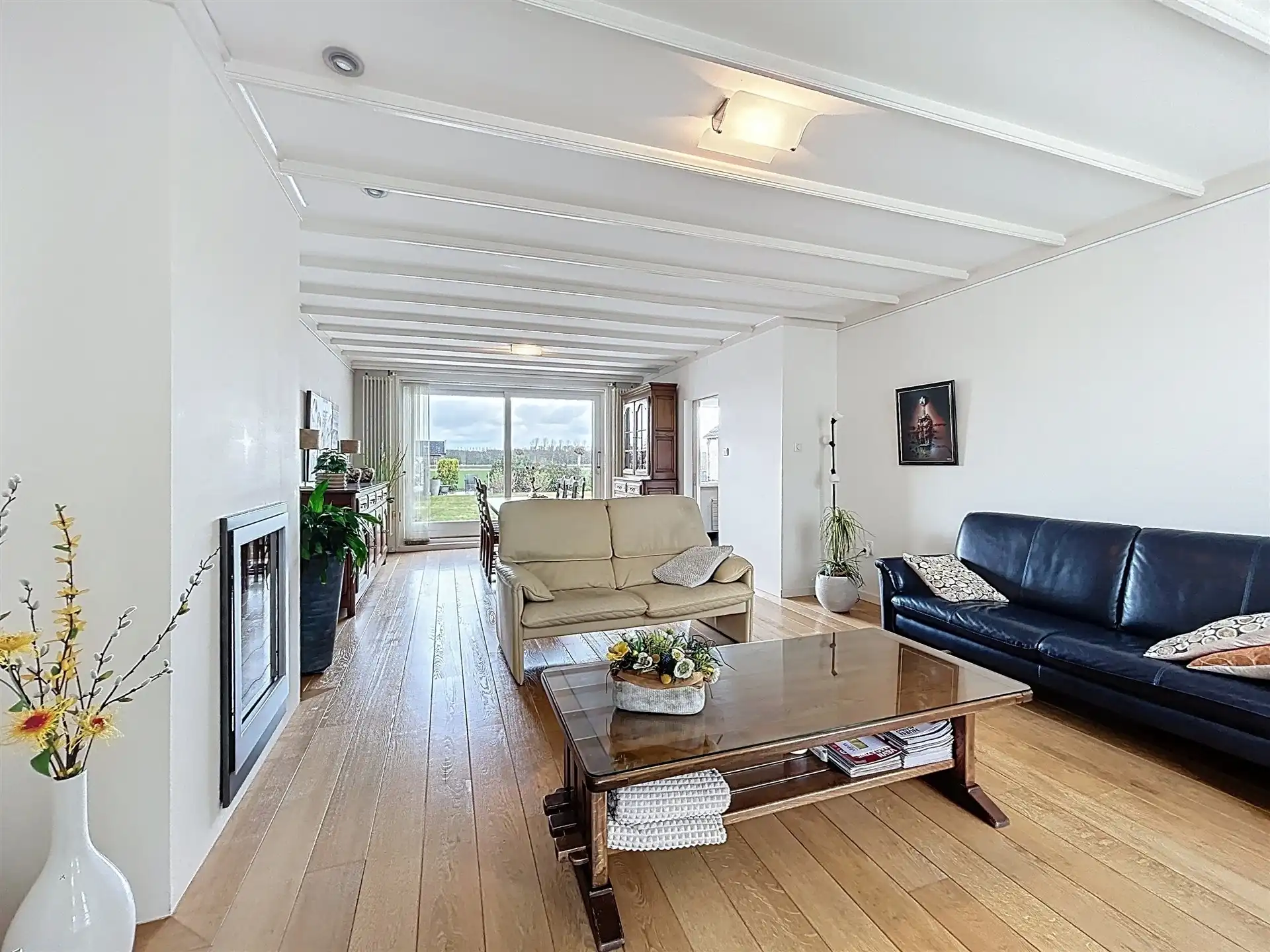 Open bebouwing op perceel van 739 m² foto 2