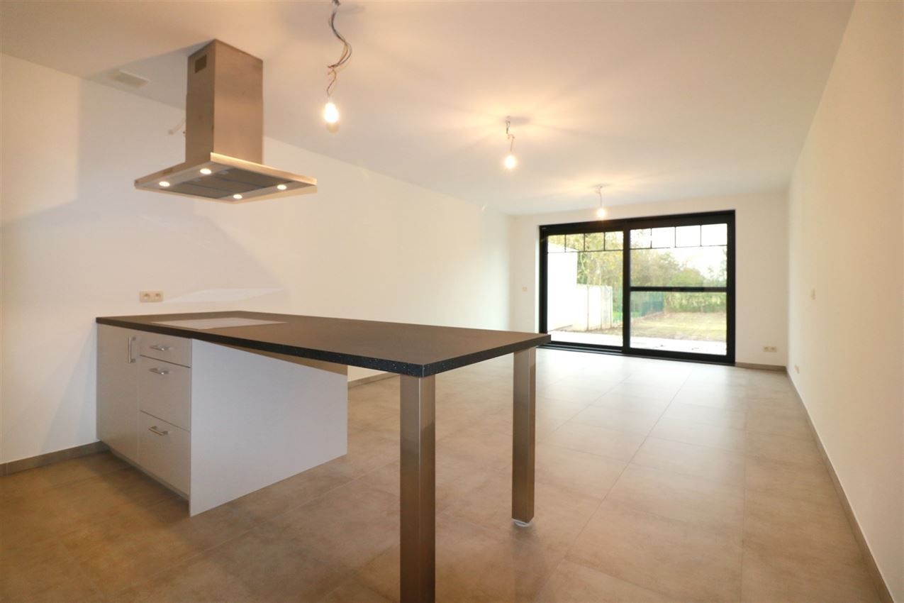 Nieuwbouw gelijkvloers appartement met tuintje foto 3