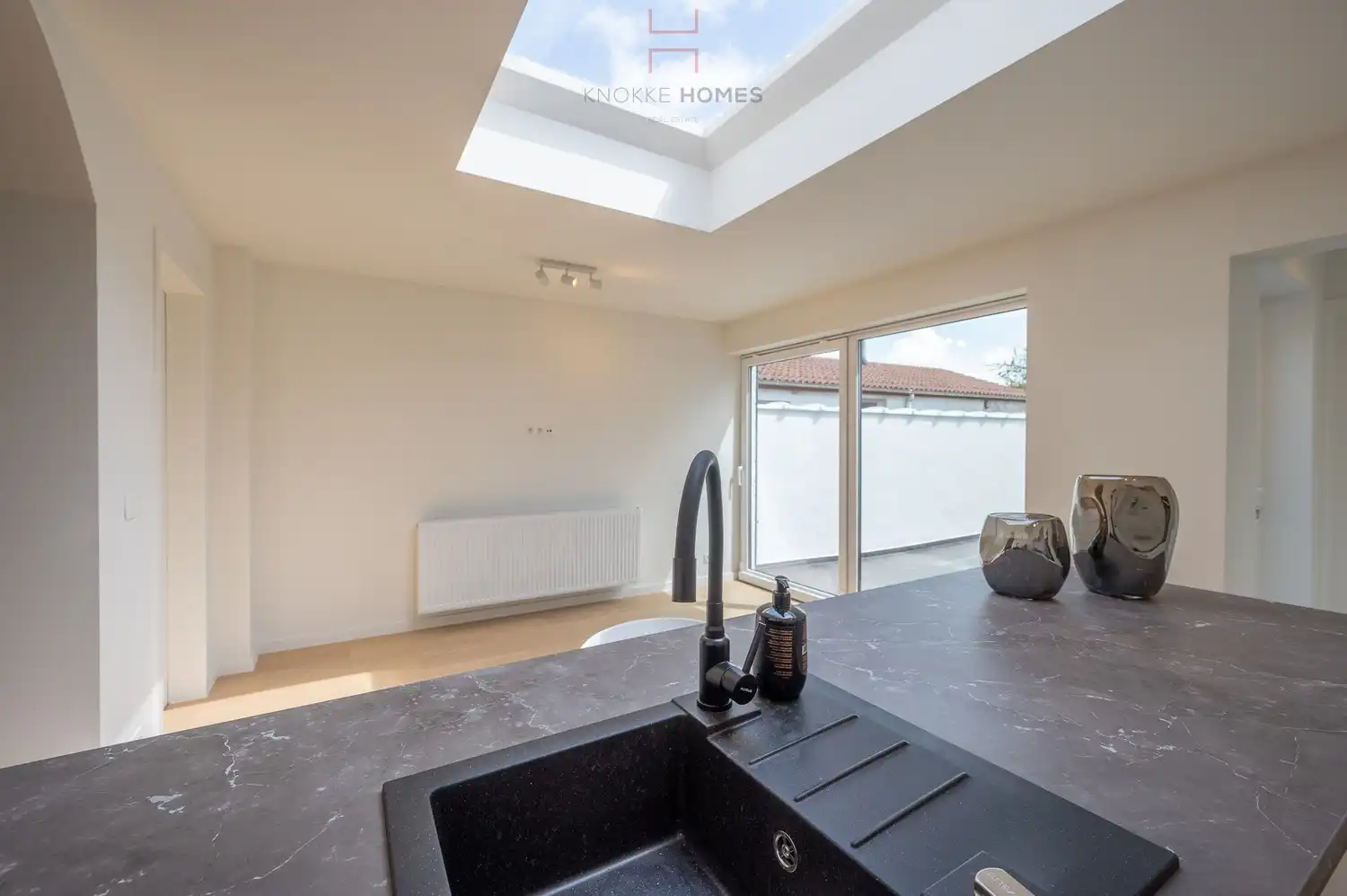 Mooi gerenoveerde woning met tuin in Heist aan zee foto 12