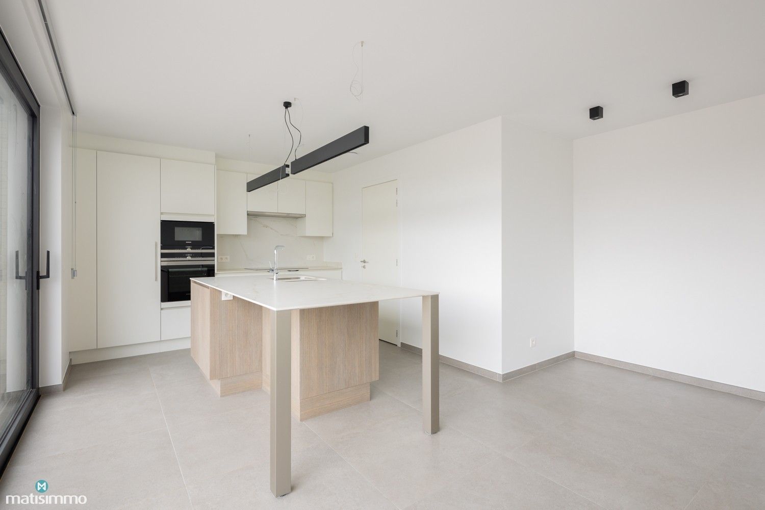 NIEUWBOUWDUPLEXAPPARTEMENT VOORZIEN VAN ALLE COMFORT MET DRIE SLAAPKAMERS TE MOPERTINGEN foto 6