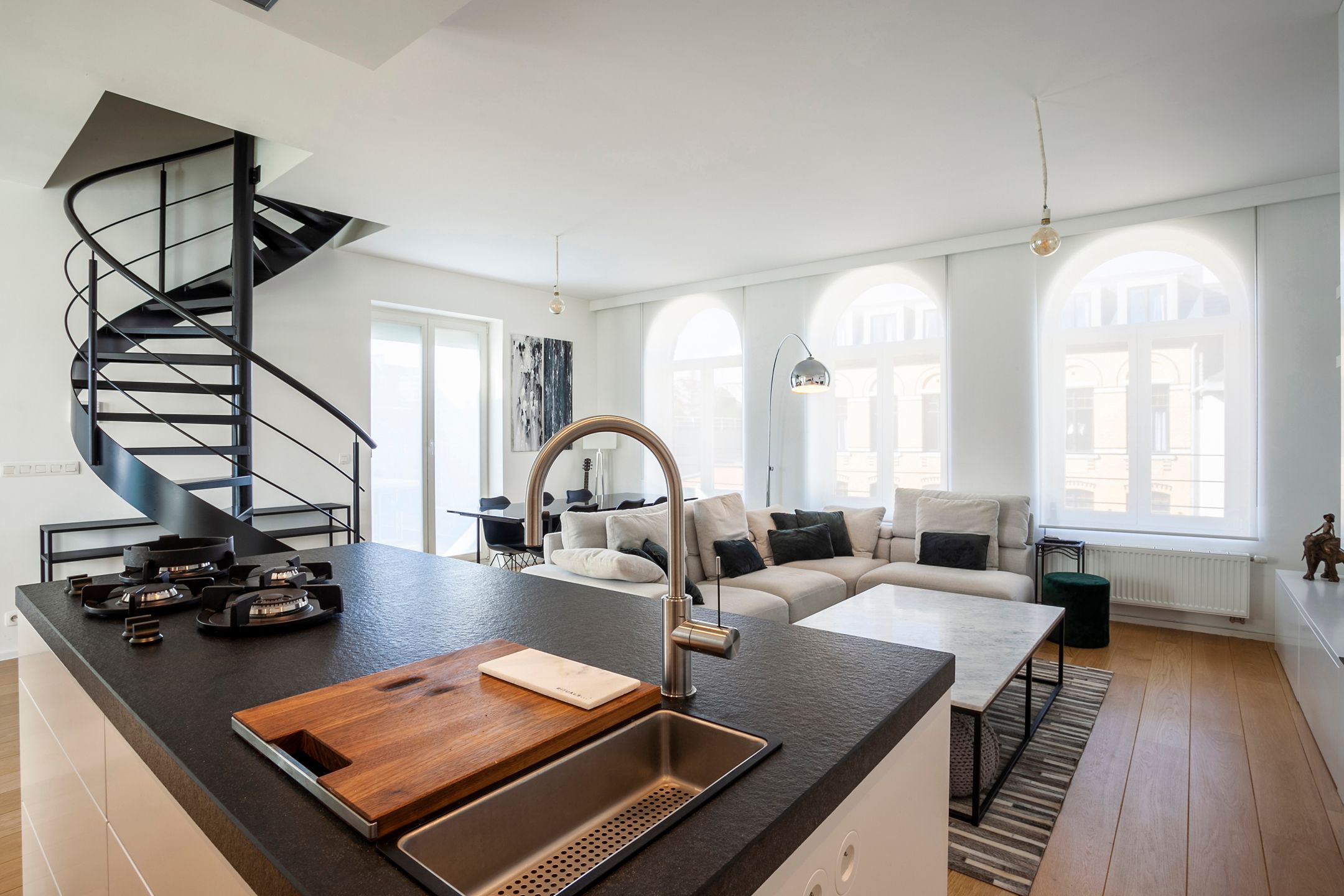 prachtige, volledig gemeubelde duplexpenthouse met 3 slpks foto 6