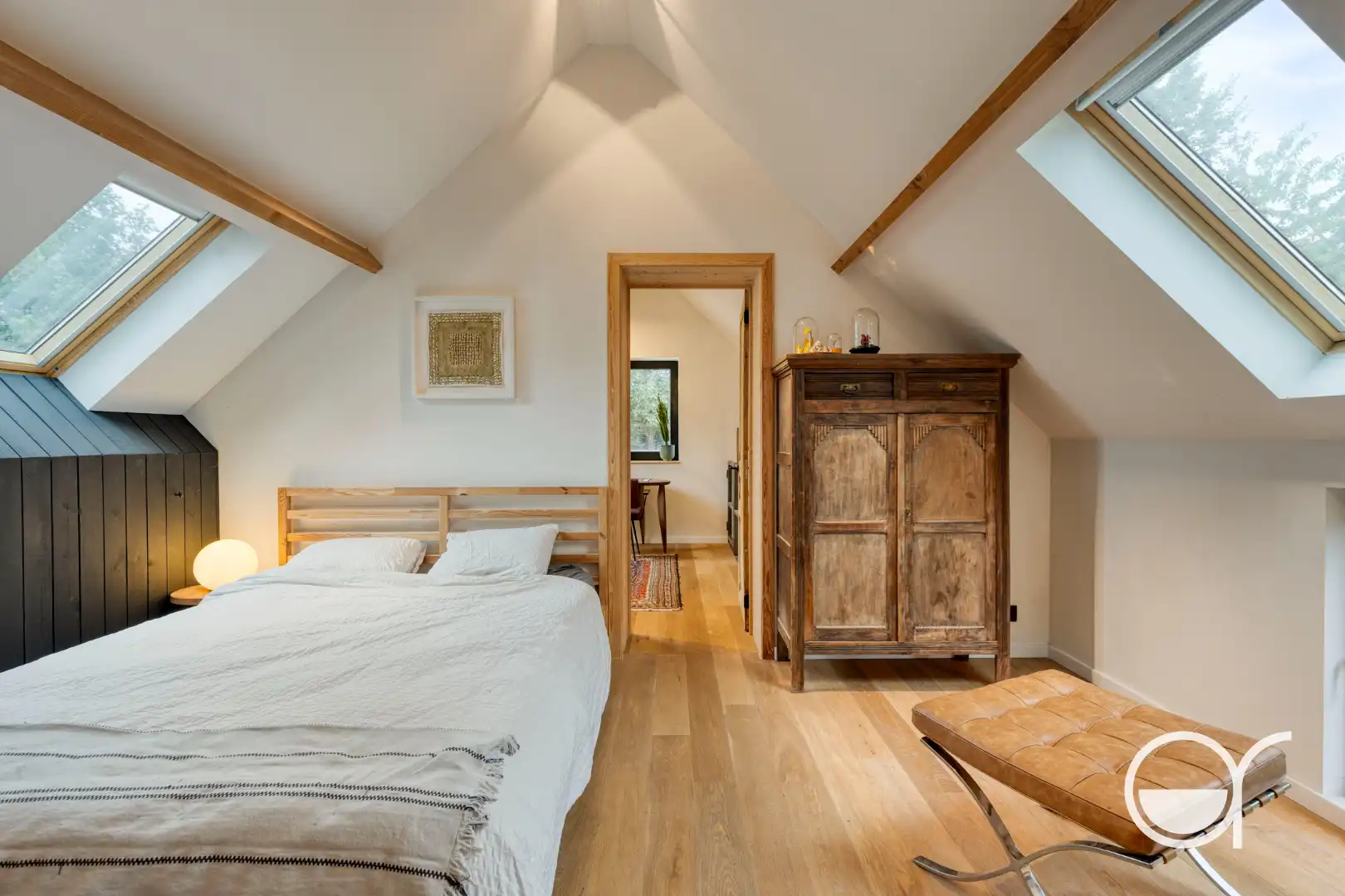 Karaktervolle, volledig gerenoveerde woning met oog voor detail en kwaliteit foto 16