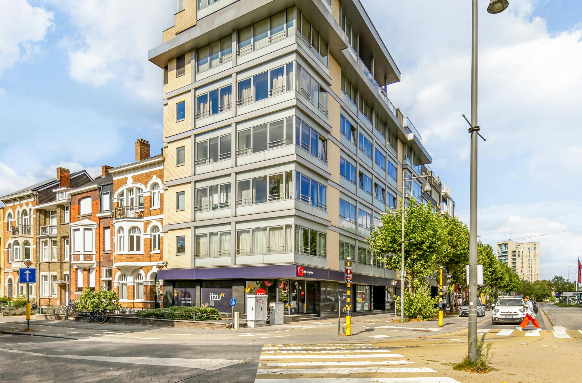 Gerenoveerd appartement met 3 slaapkamers centrum Hasselt foto 19