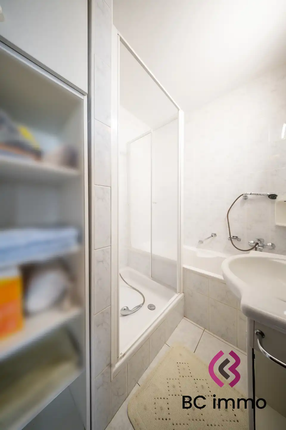 2 slaapkamer appartement met panoramisch uitzicht op toplocatie foto 19