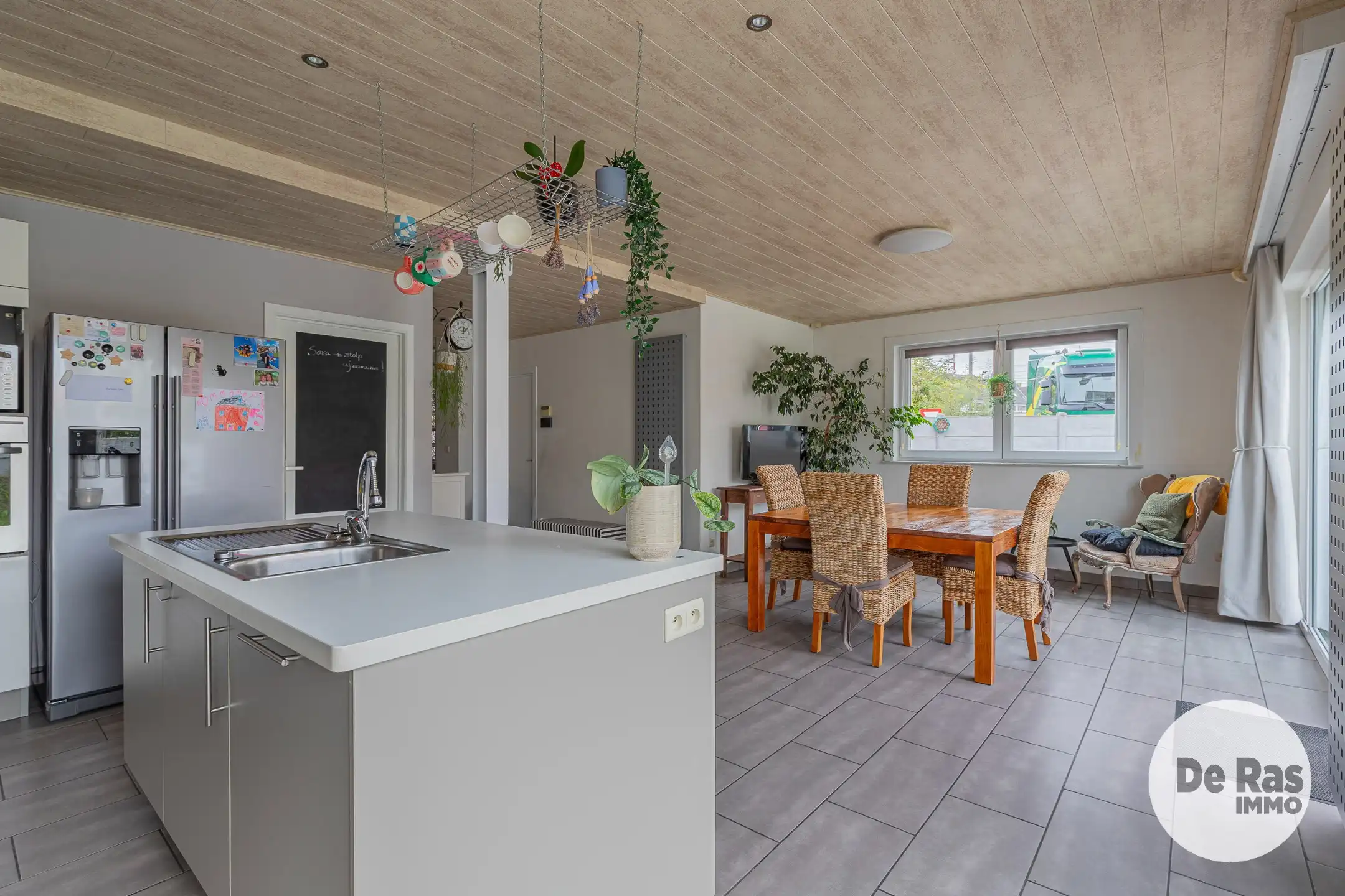 EREMBODEGEM - Ruime gezinswoning 4 slpks & bijgebouw foto 7