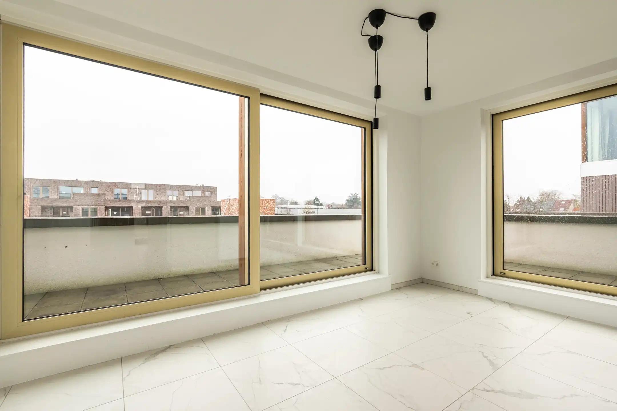 Fantastische duplex met 3 slaapkamers en ruim zonneterras foto 4