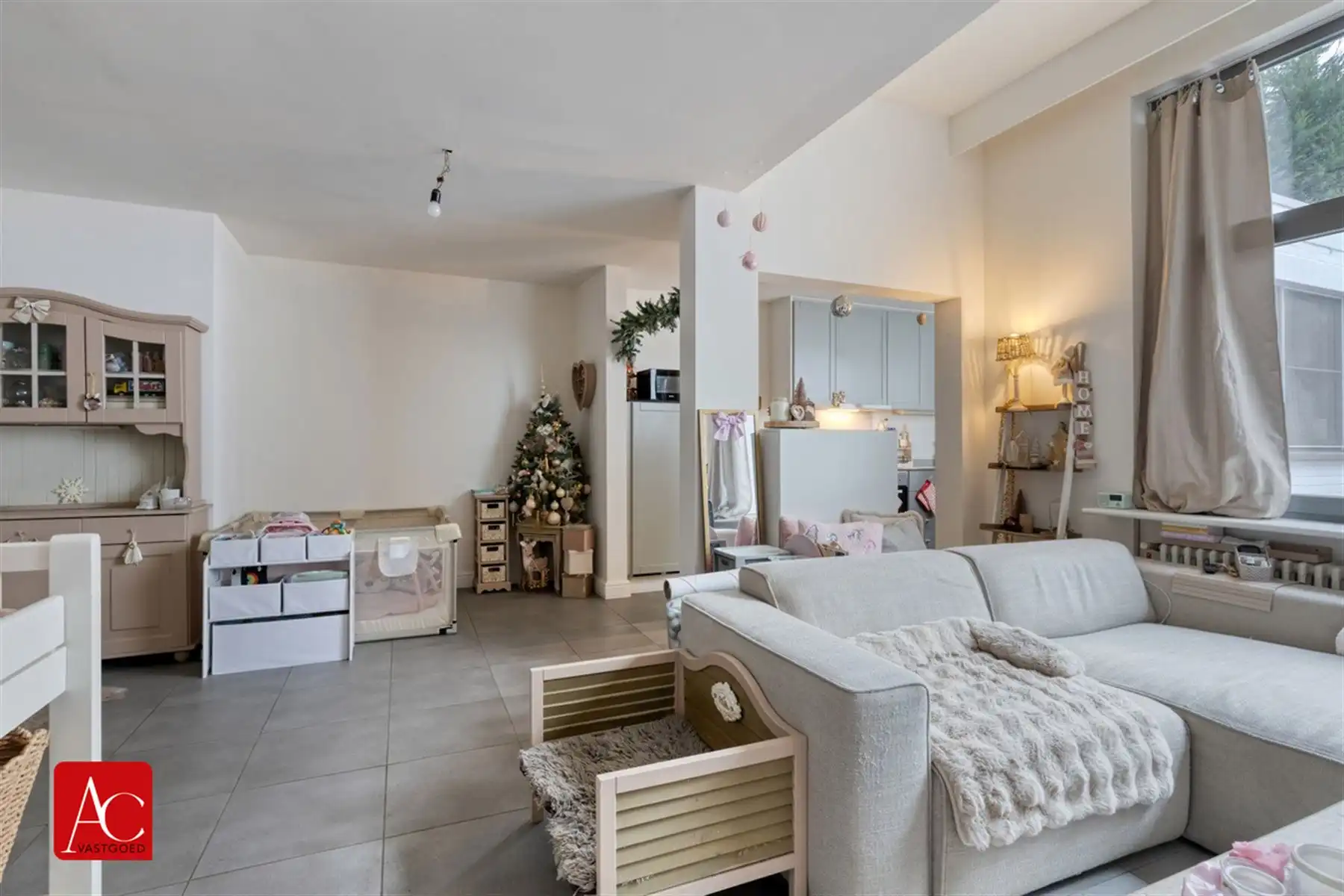 Appartementsgebouw bestaande uit 3 eenheden foto 32