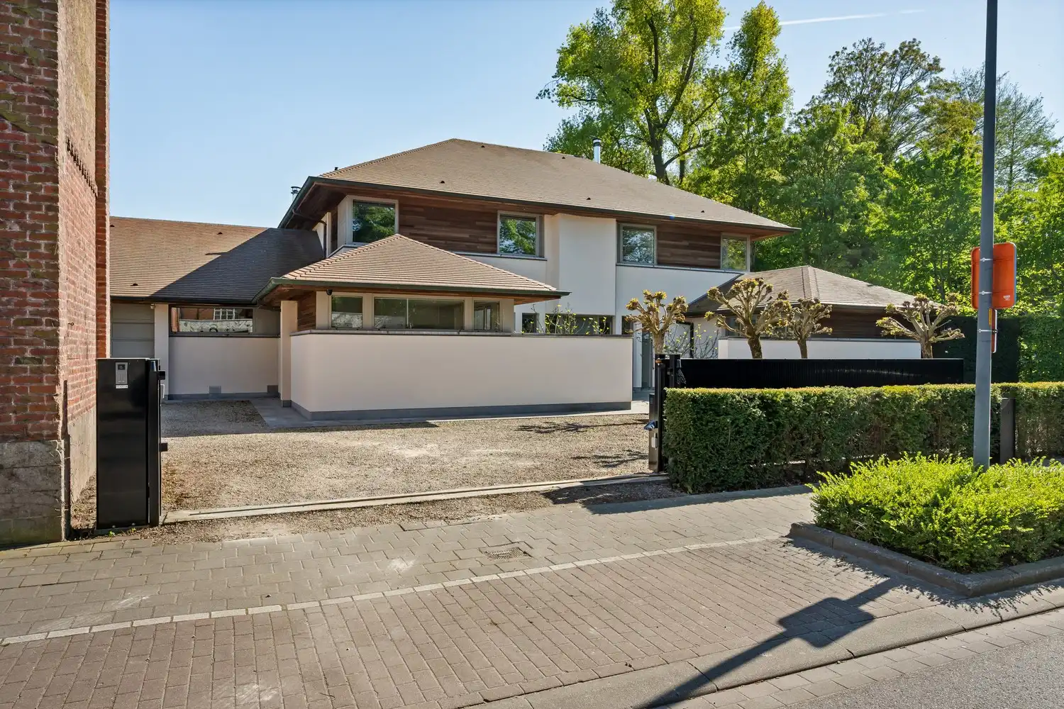 Stijlvolle villa met luxueuze afwerking en zonnige tuin ! foto 2