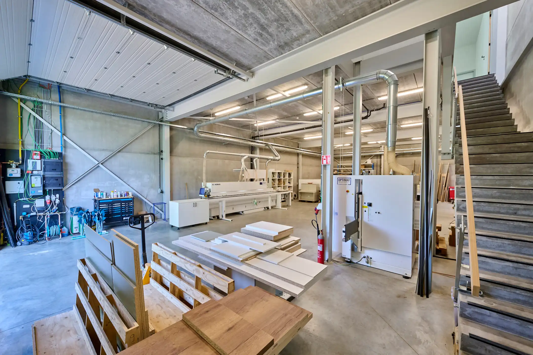 TE KOOP: KMO-UNIT MET KANTOOR/SHOWROOM TE BILZEN foto 7