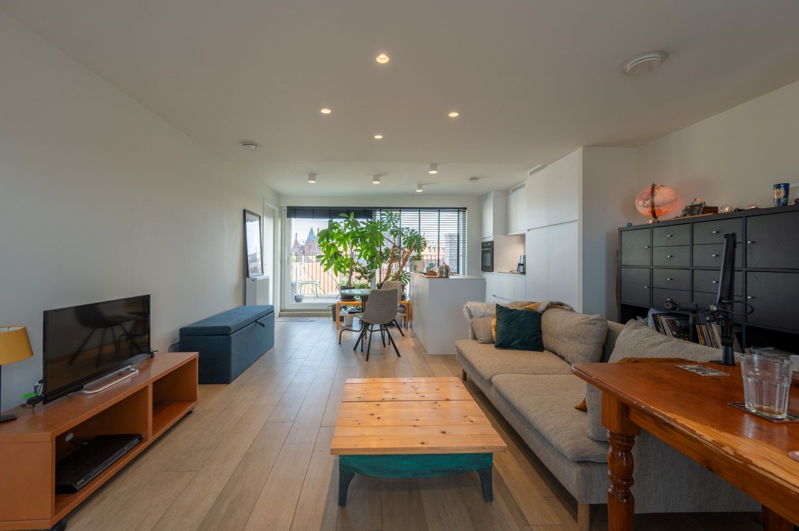 Gezellig appartement met groot terras foto 3