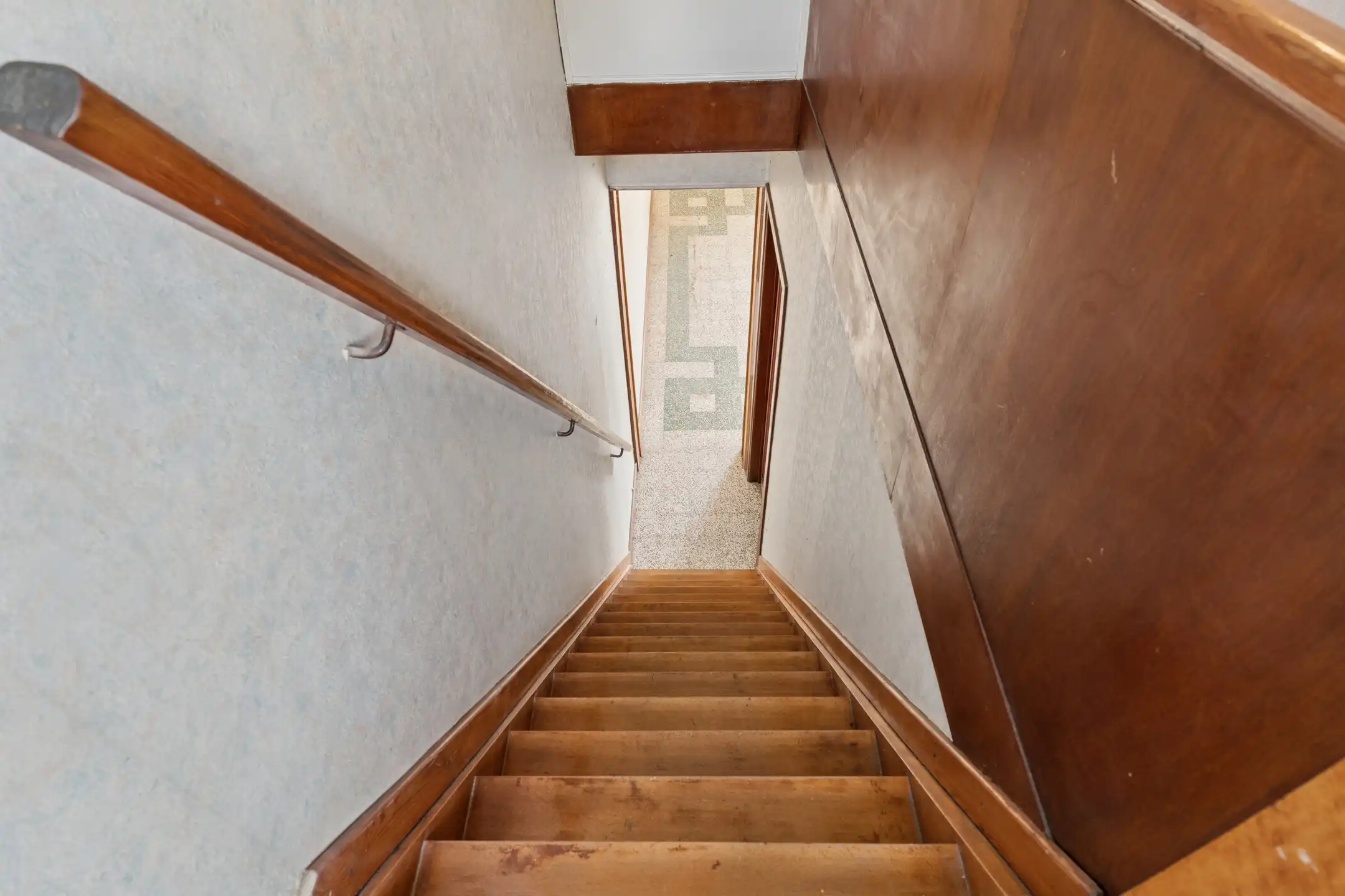 Te renoveren woning met tuin op centrale ligging foto 17