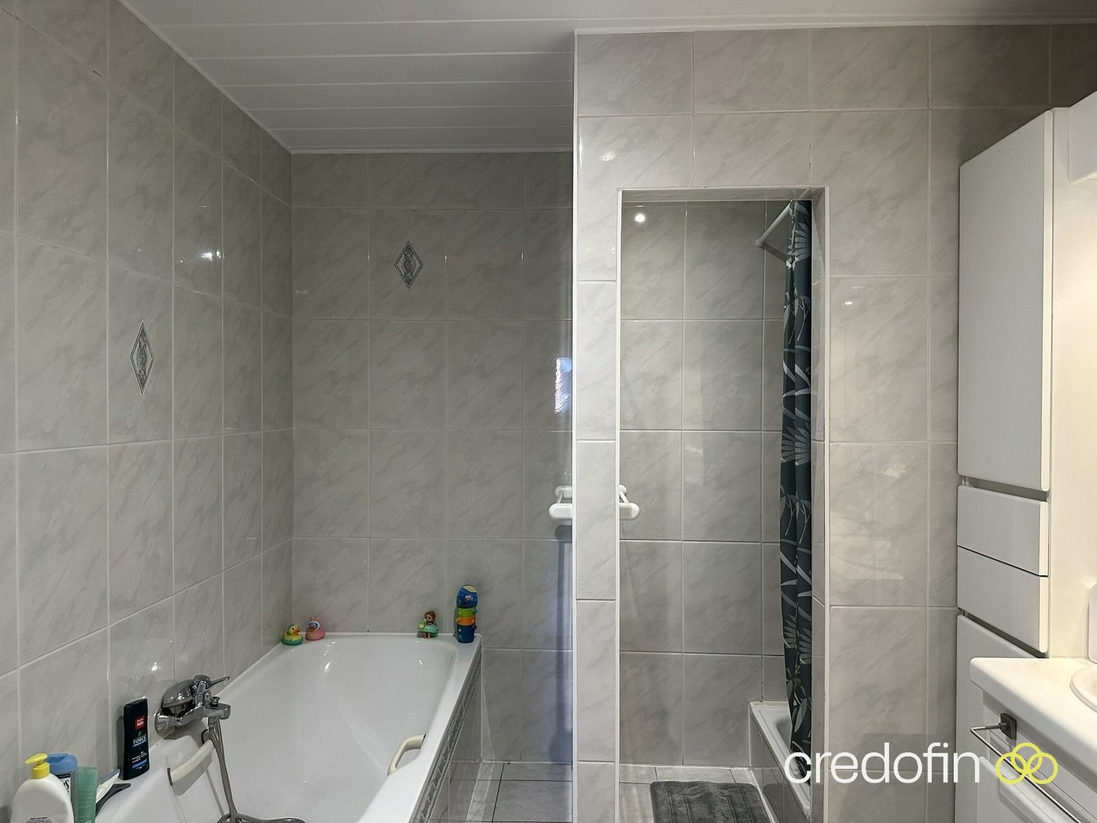 Mooi onderhouden HOB met 4 slaapkamers en garage foto 15