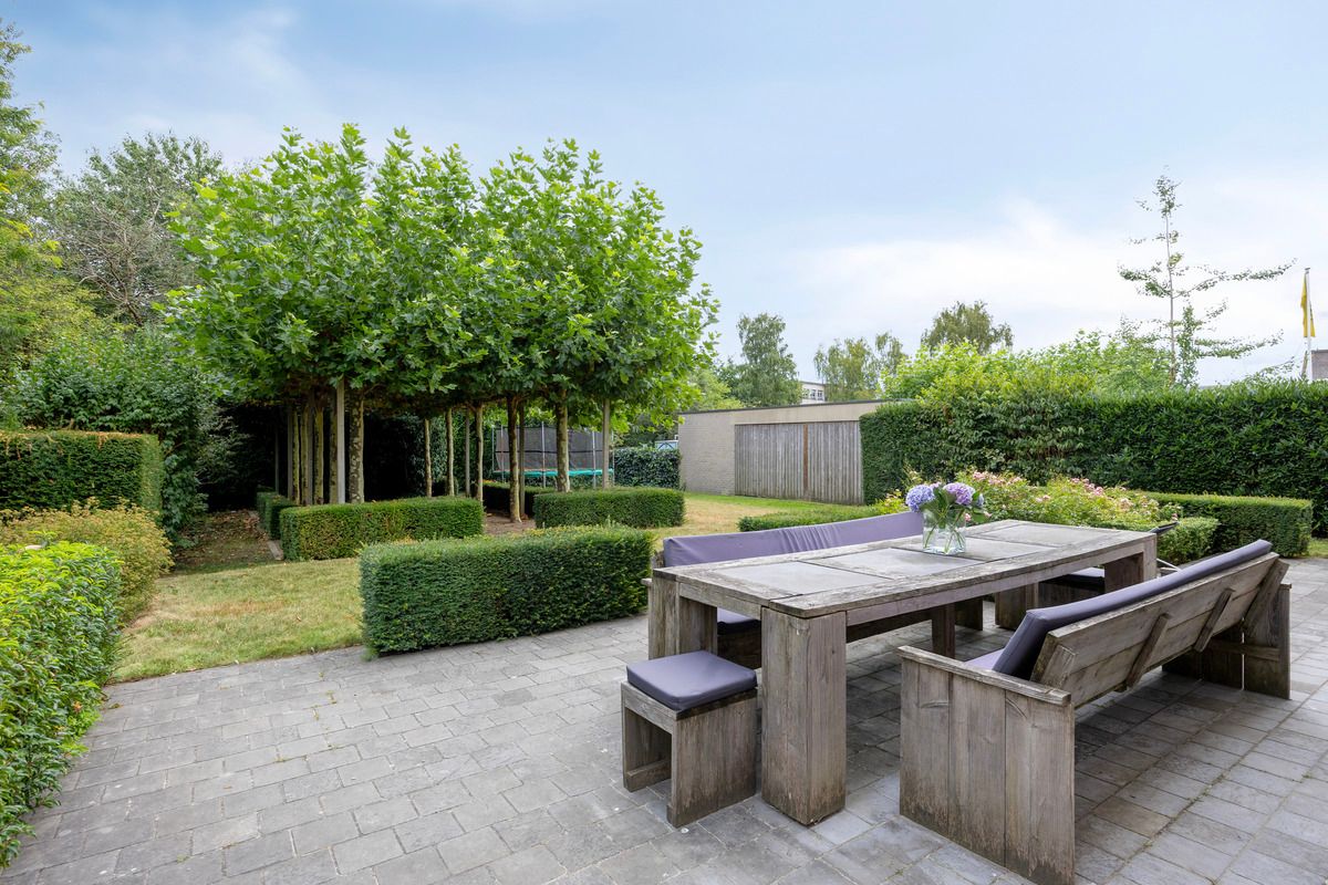 Ruime villa met karaktervolle architectuur  foto 23