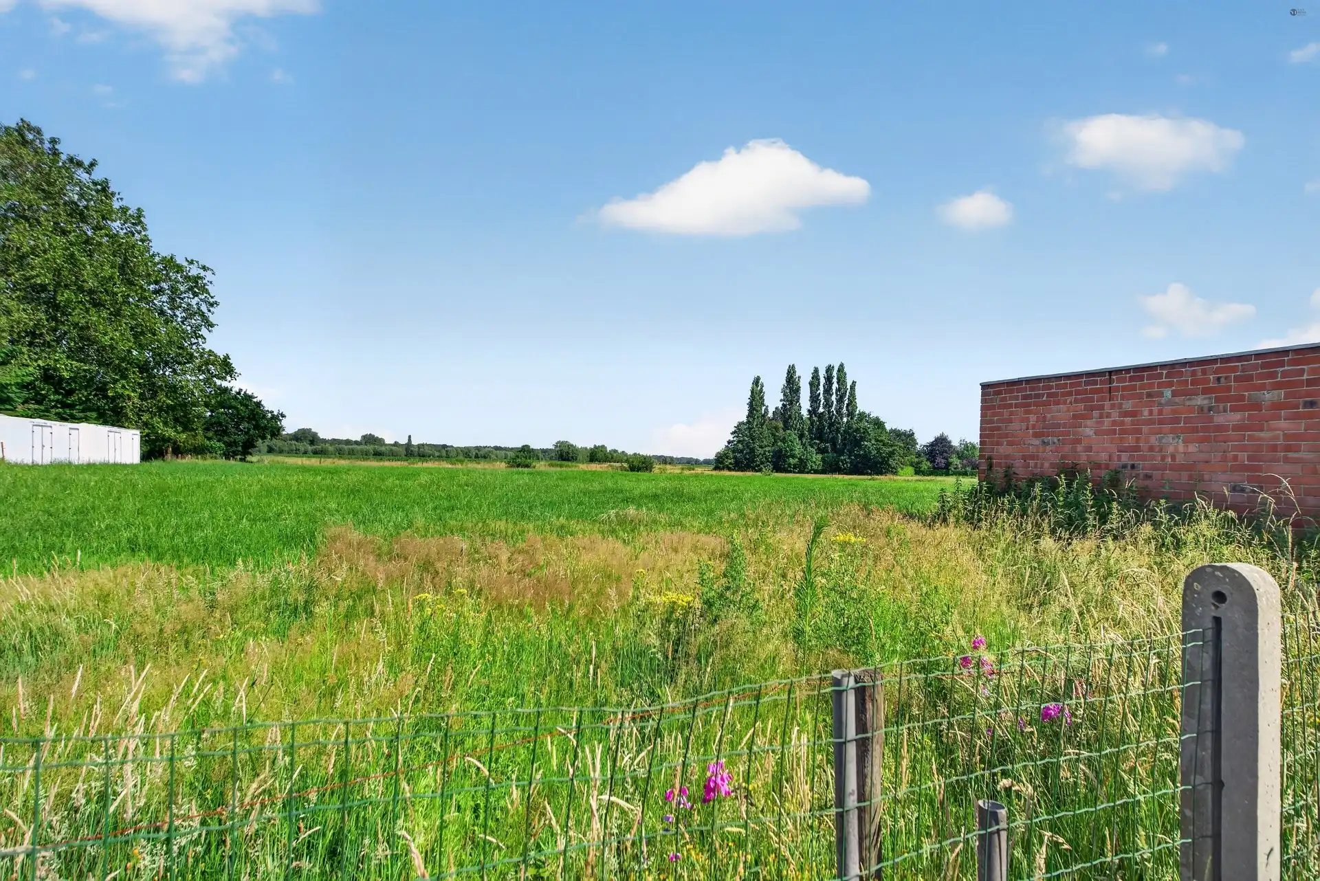 Gerenoveerde bungalow met top uitzicht foto 3