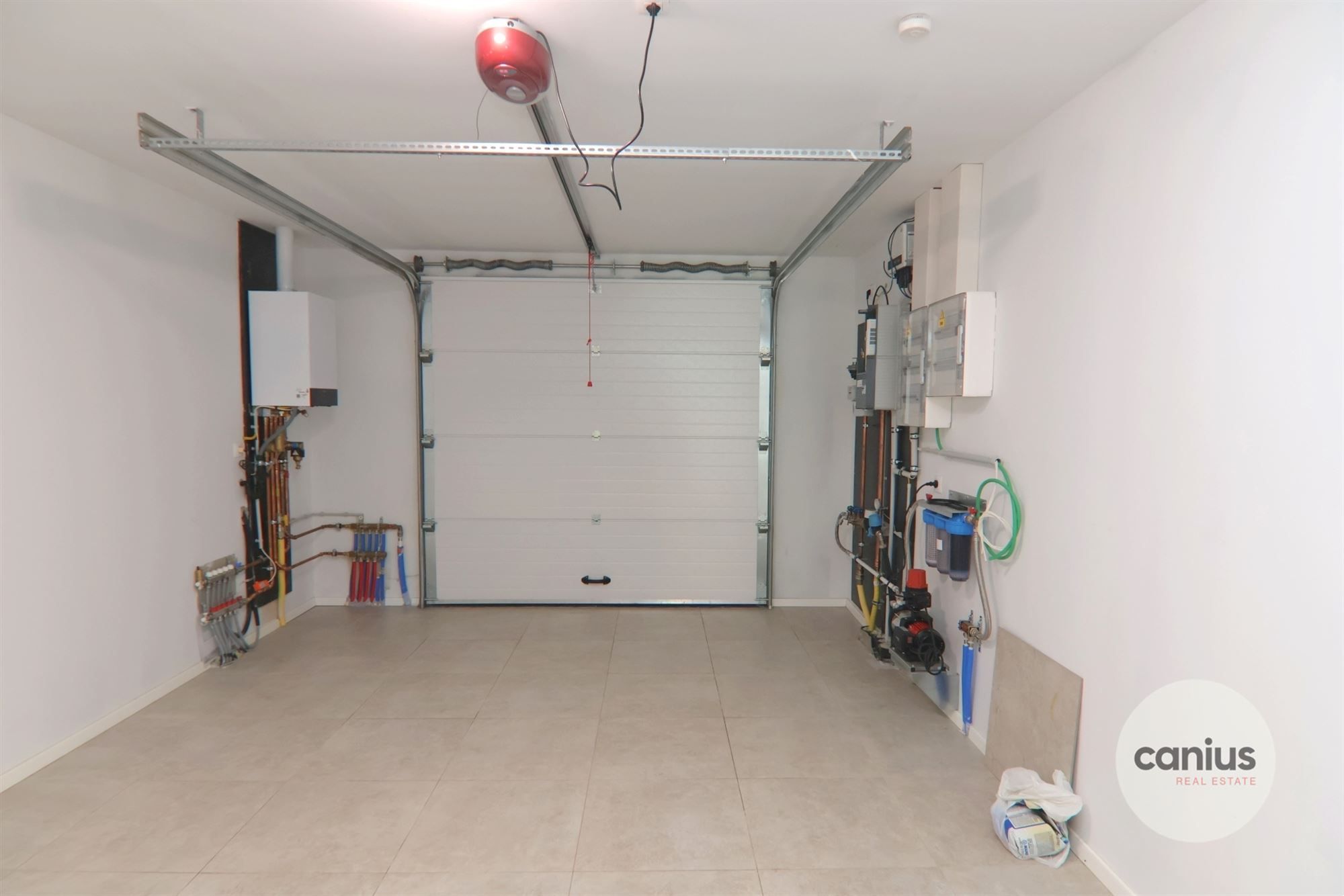 CENTRAAL GELEGEN WONING MET 3 SLKS + TUIN foto 6