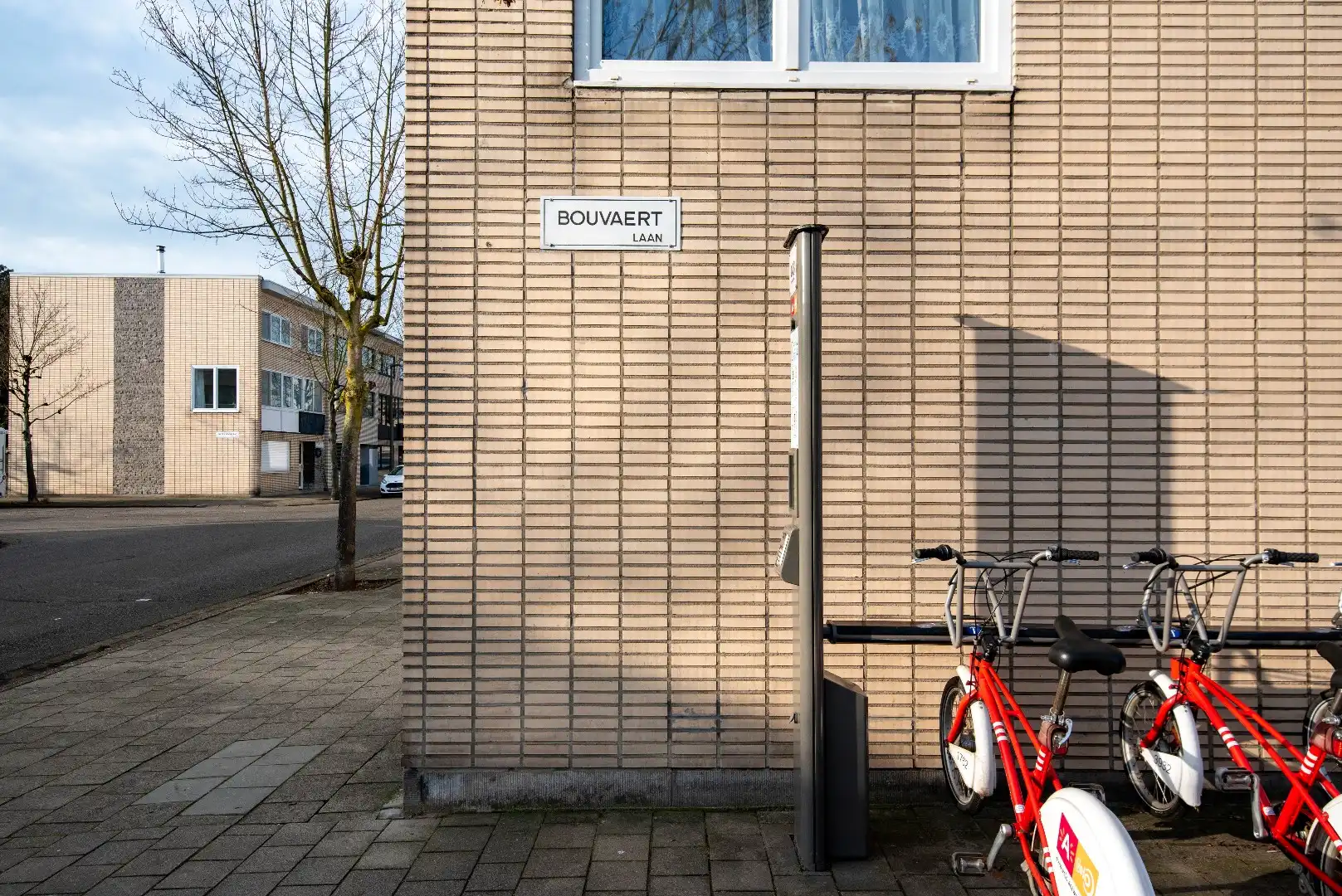 Instapklaar appartement op de 1ste verdieping met terras foto 17