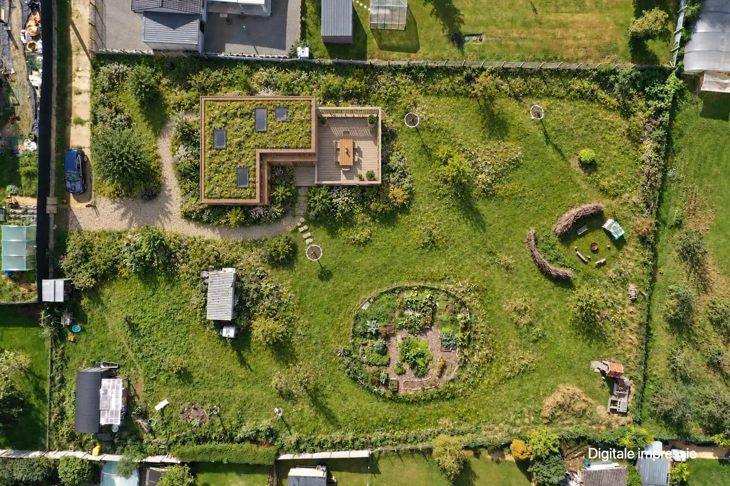 Tiny house op 26a + zicht op natuur foto 2