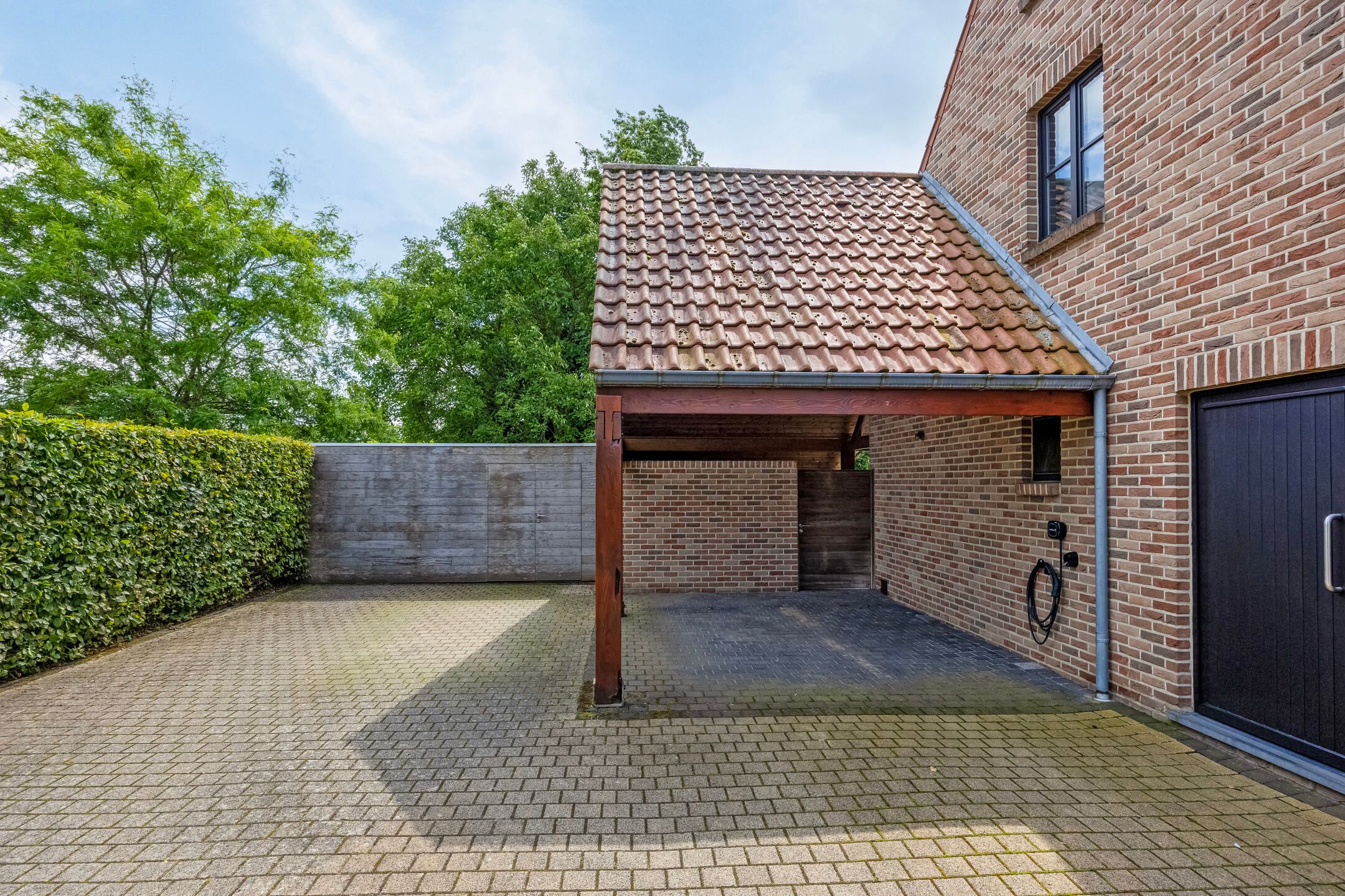 Unieke woning met schitterende tuin foto 4