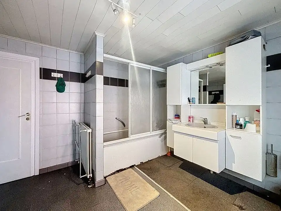 Ruime gezinswoning met diepe tuin in centrum Wuustwezel foto 15