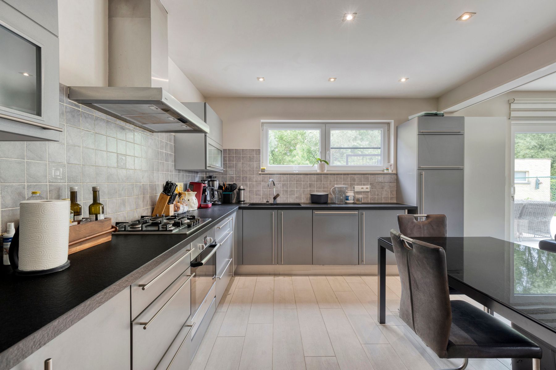 Ruime en instapklare 3-gevelwoning in rustige omgeving foto 11