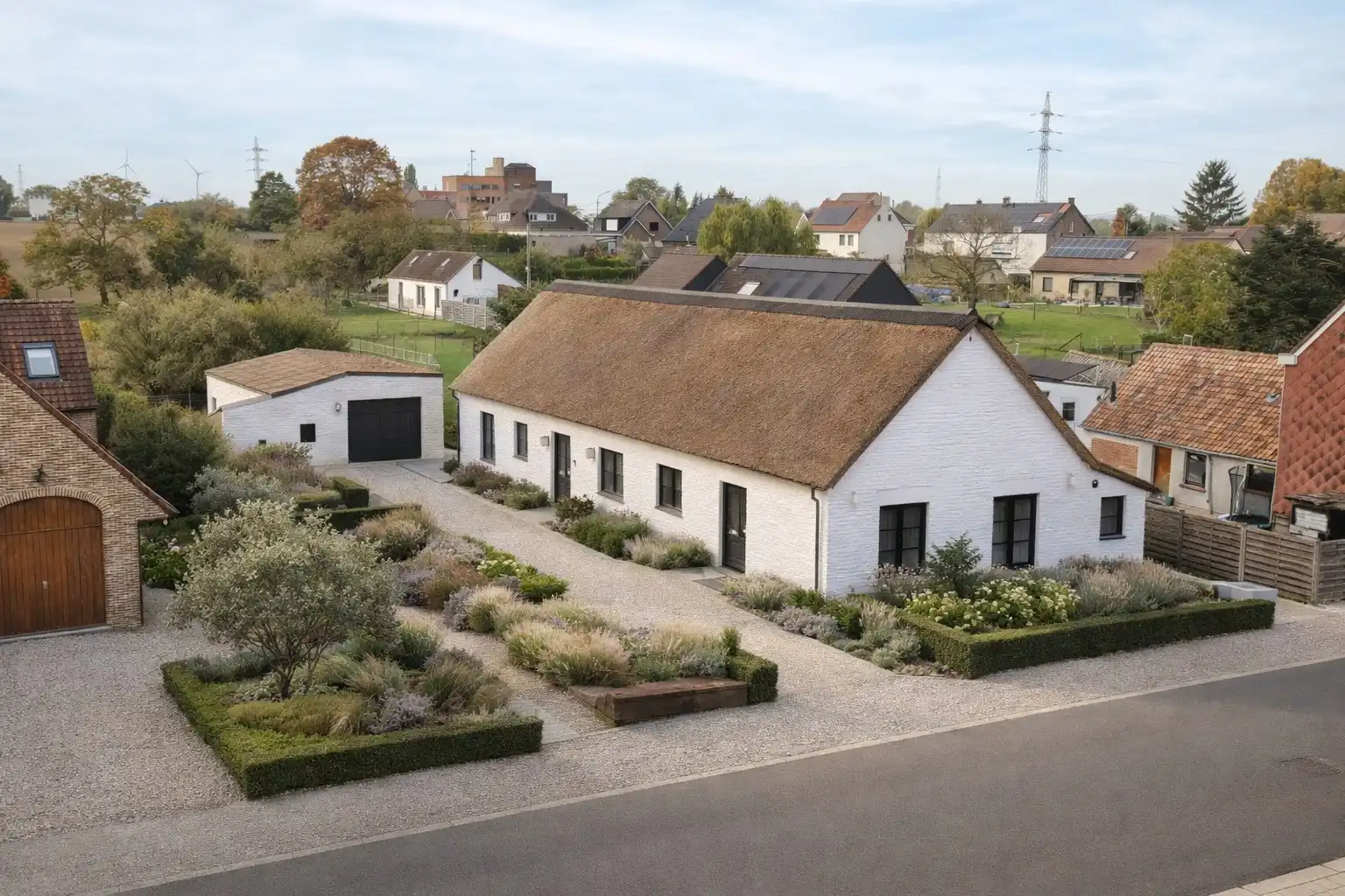 Rustig gelegen open bebouwing op mooi perceel foto 2