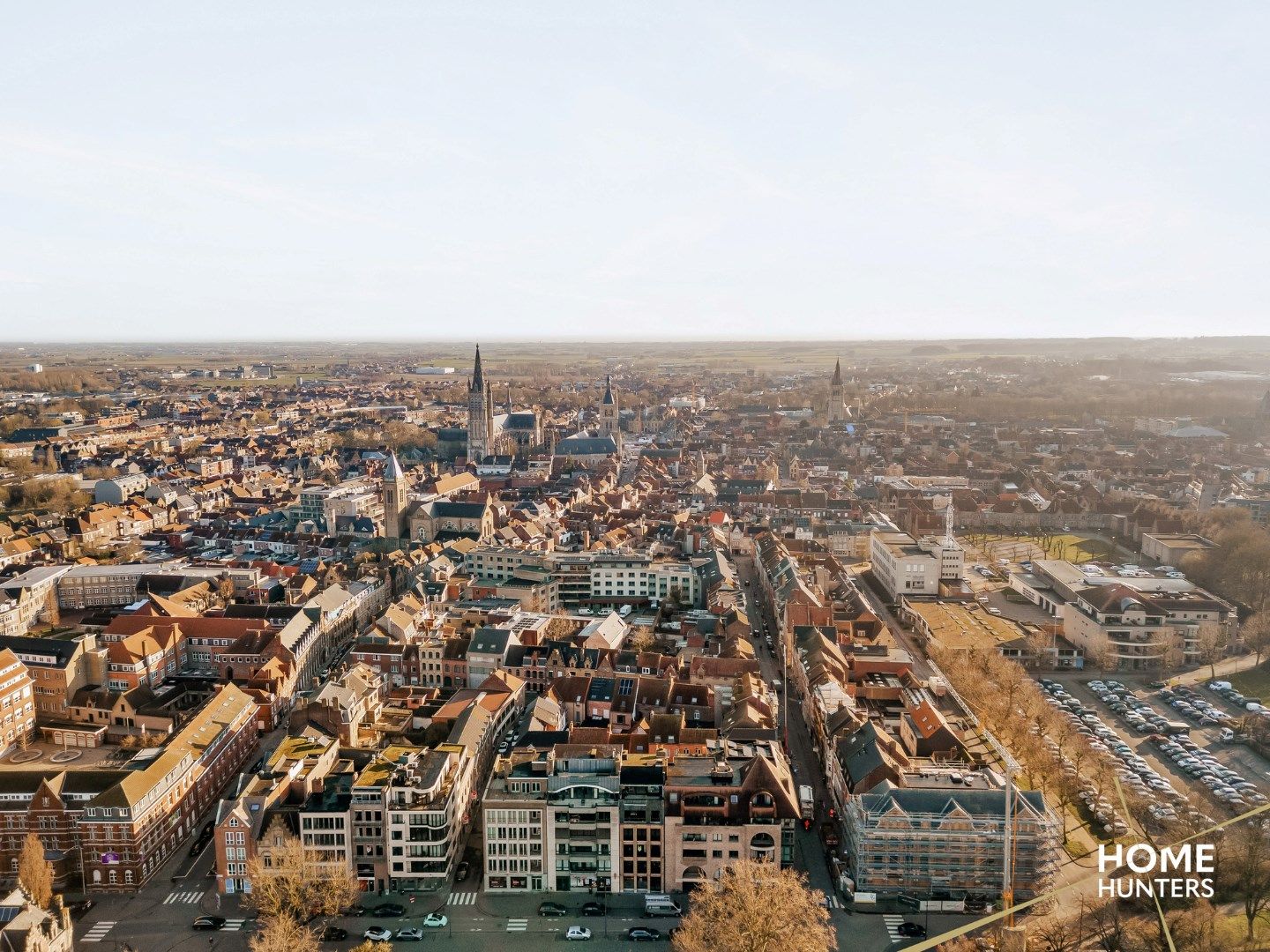 Kantoorgebouw met 2 grote garages in het hartje van Ieper foto 24