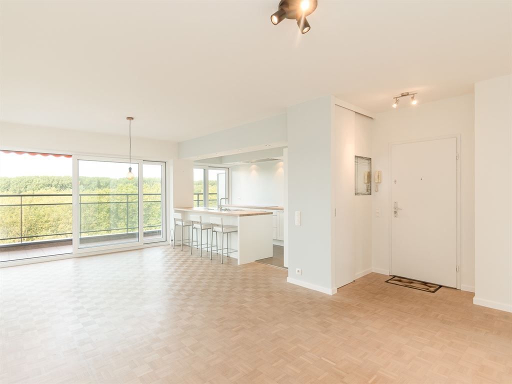 Appartement foto {{pictureIndex}}