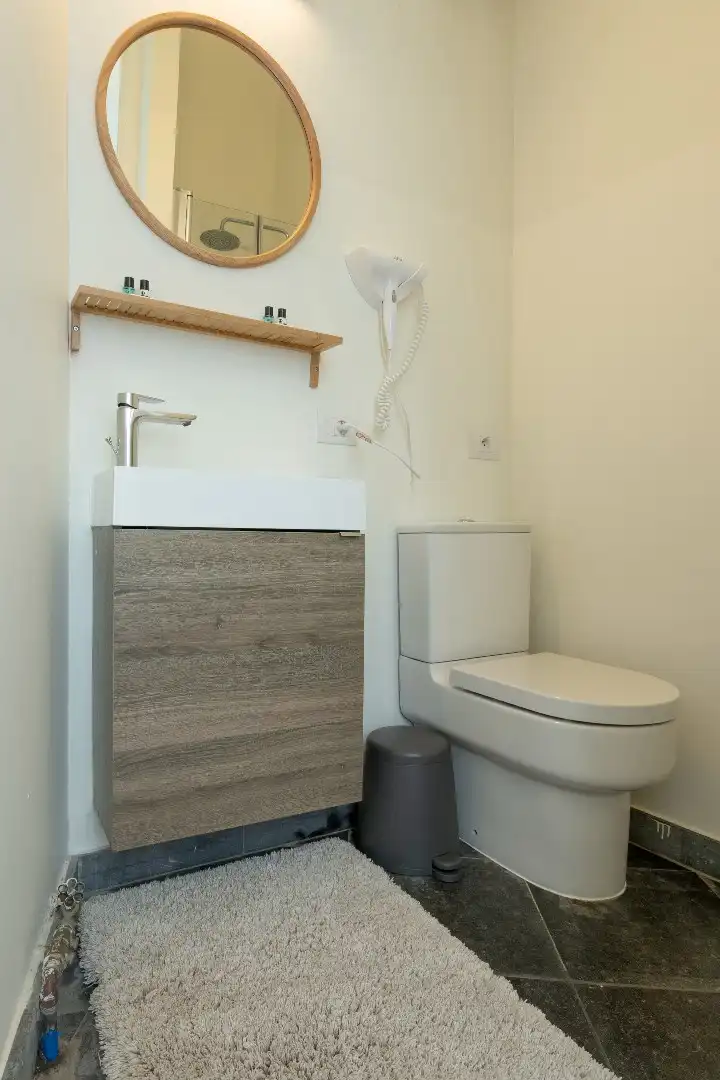 Iconisch hoekgebouw met zorgeloos rendement foto 9