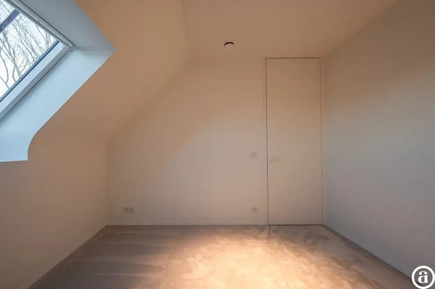 Instapklare nieuwbouwvilla met 5 slaapkamers en zuidgerichte tuin.  foto 31