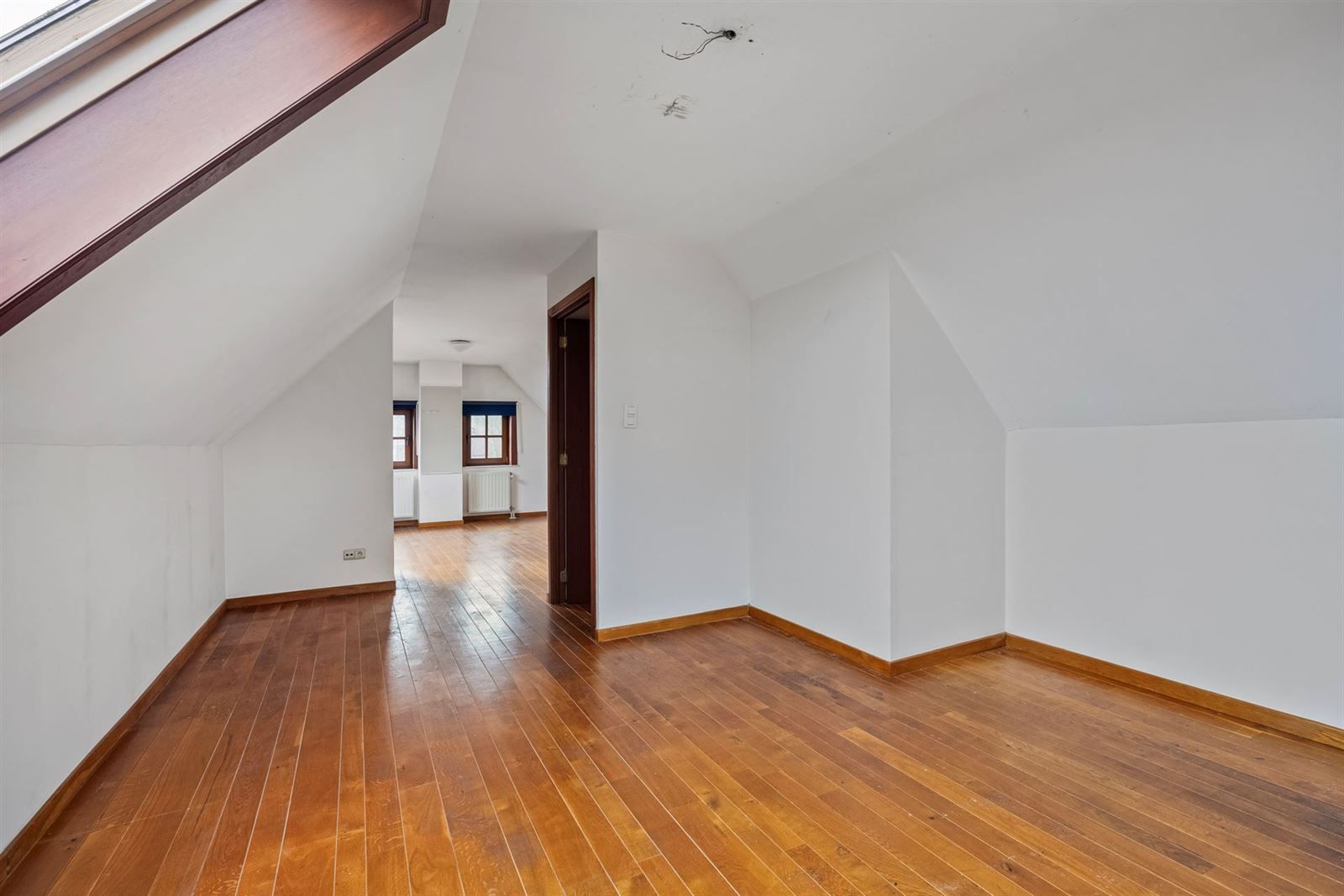 Beersel: Ruime vrijstaande woning met veel mogelijkheden foto 22