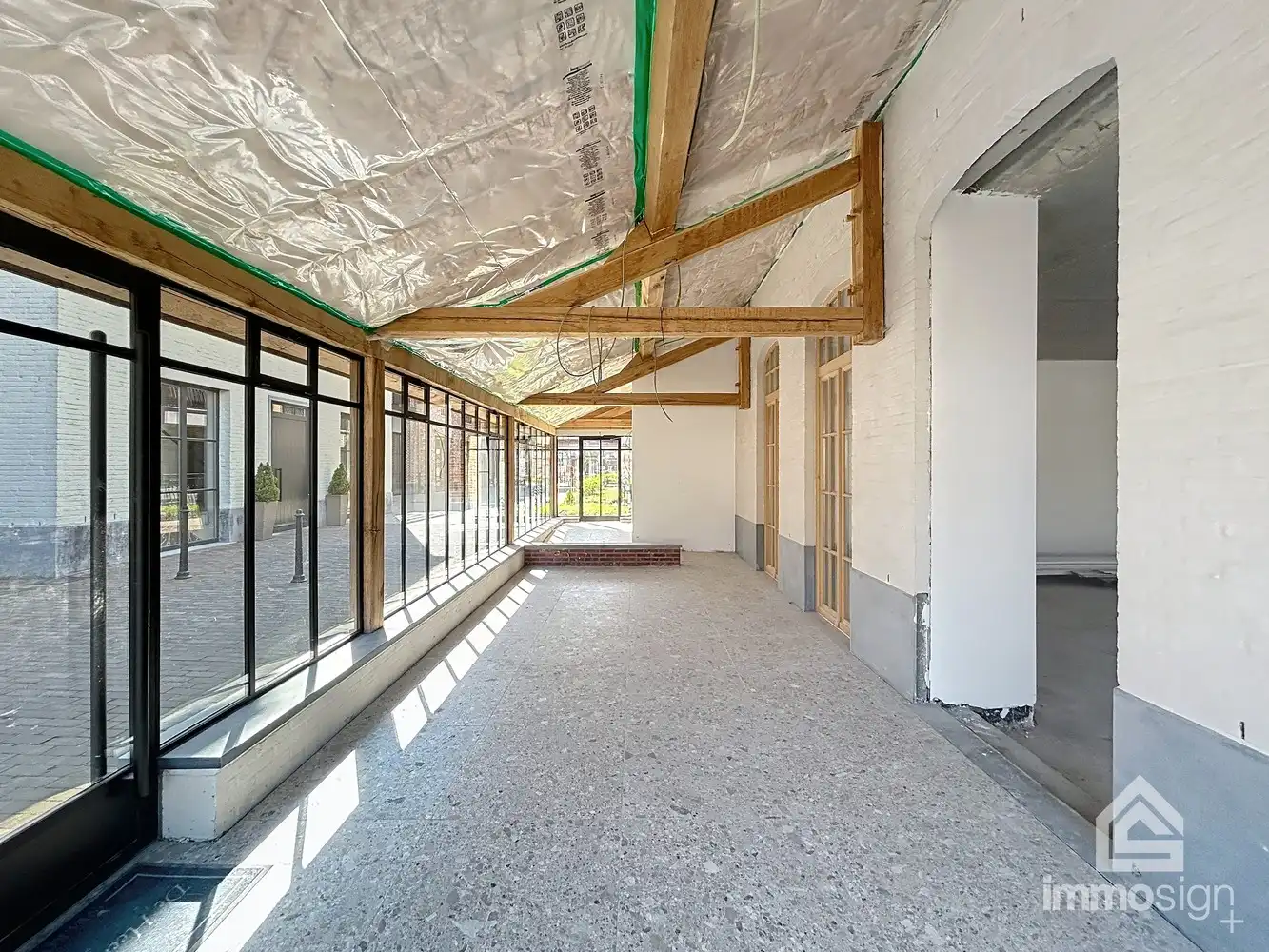 Handels- of horecapand op toplocatie te Bocholt foto 12