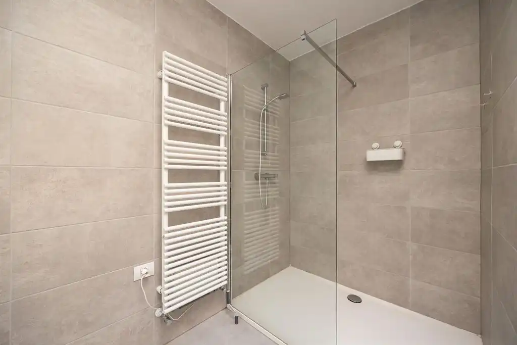 Recente BEN-woning met 3 slaapkamers en tuin foto 16