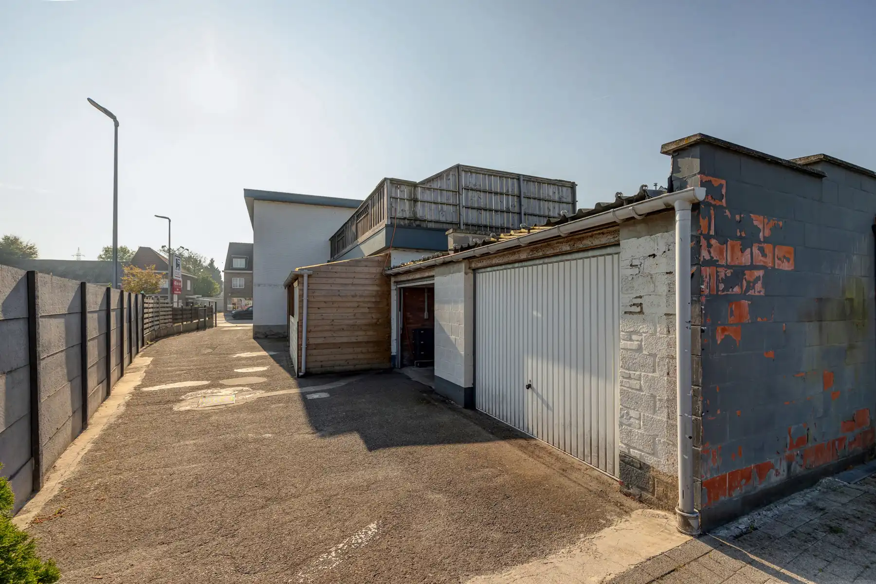 Veelzijdige handelszaak met woonst en topzichtbaarheid foto 41