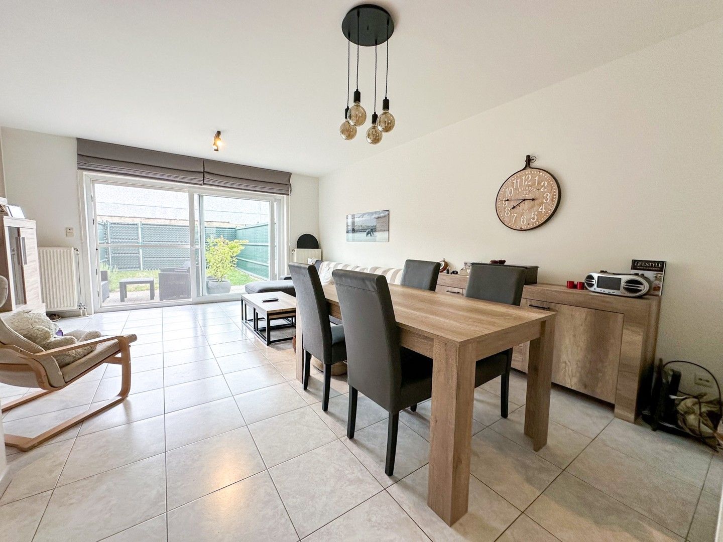 Thuis komen in Eeklo – instapklare woning met tuin foto 3