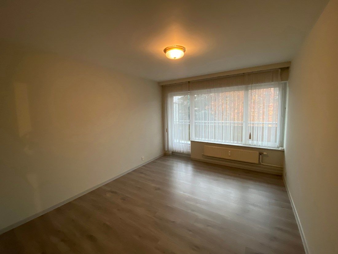 Knap gerenoveerd instapklaar appartement te Hasselt foto 7