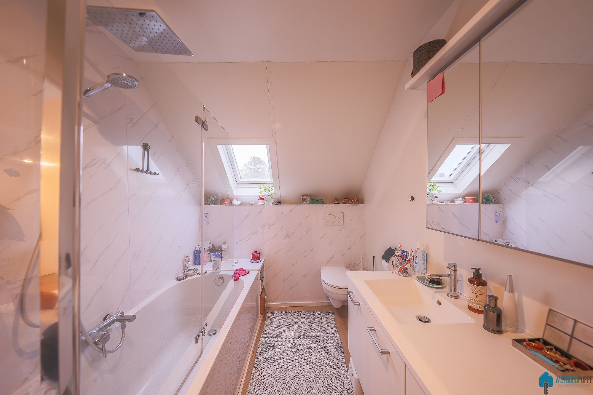 Ruim én lichtrijk duplex-appartement foto 11