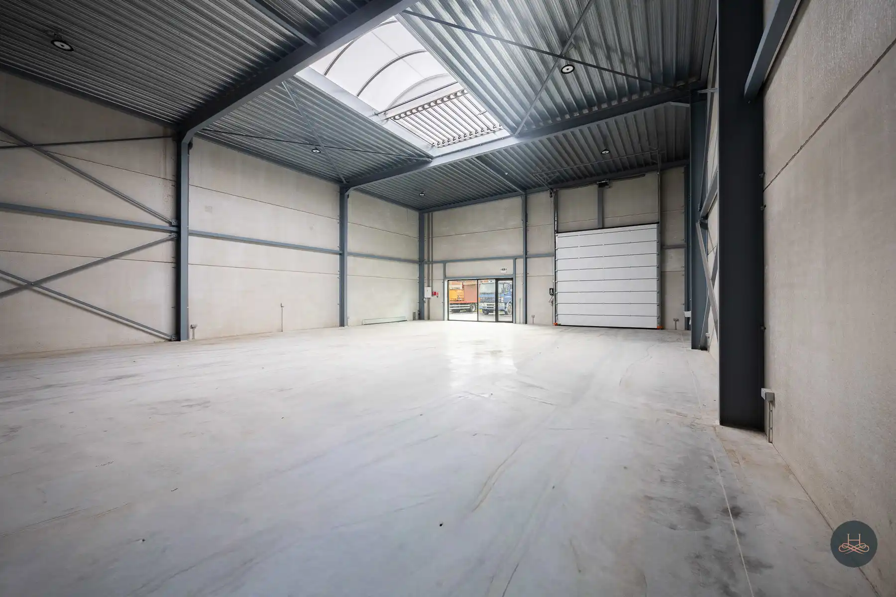 Nieuwbouw KMO-unit met overdekte buitenruimte! foto 4