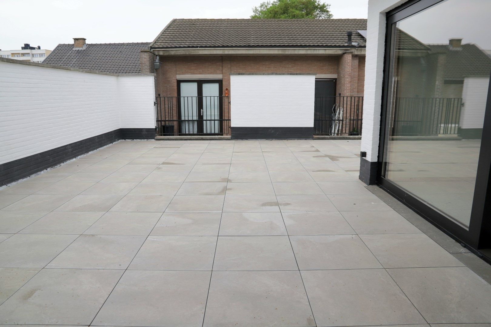 Penthouse van 178m² met 2 slaapkamers en ruim terras vlakbij Genk centrum foto 24