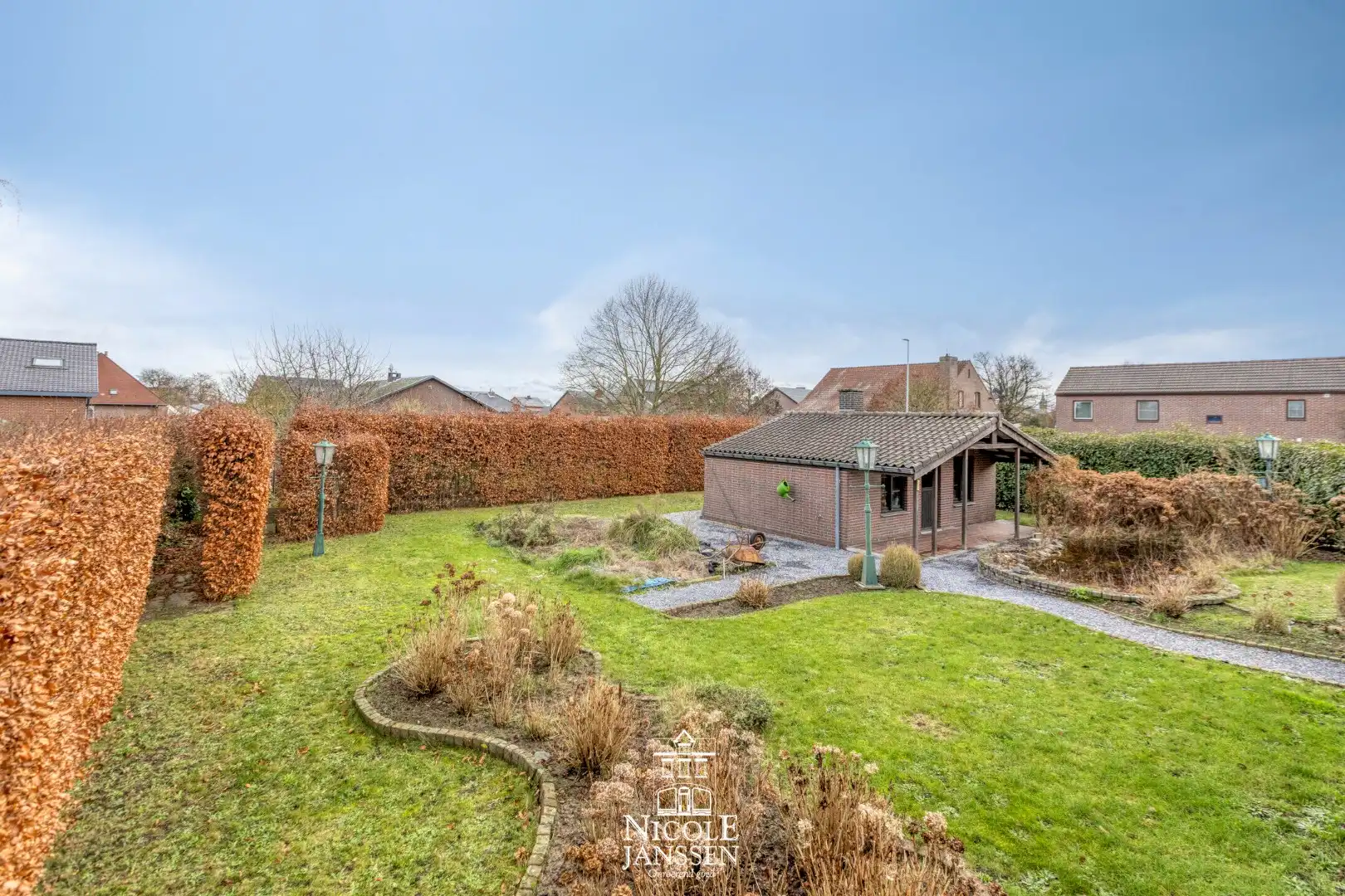 Vrijstaande gezinswoning foto 23