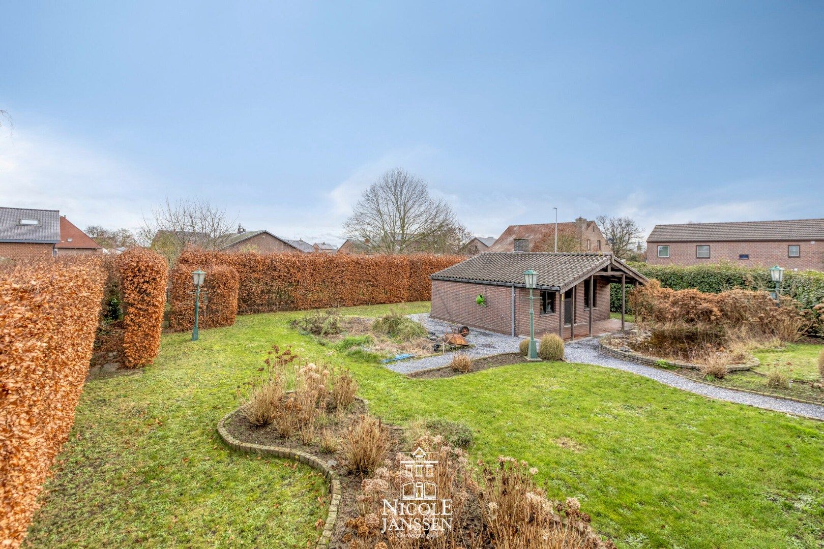 Vrijstaande gezinswoning foto 23