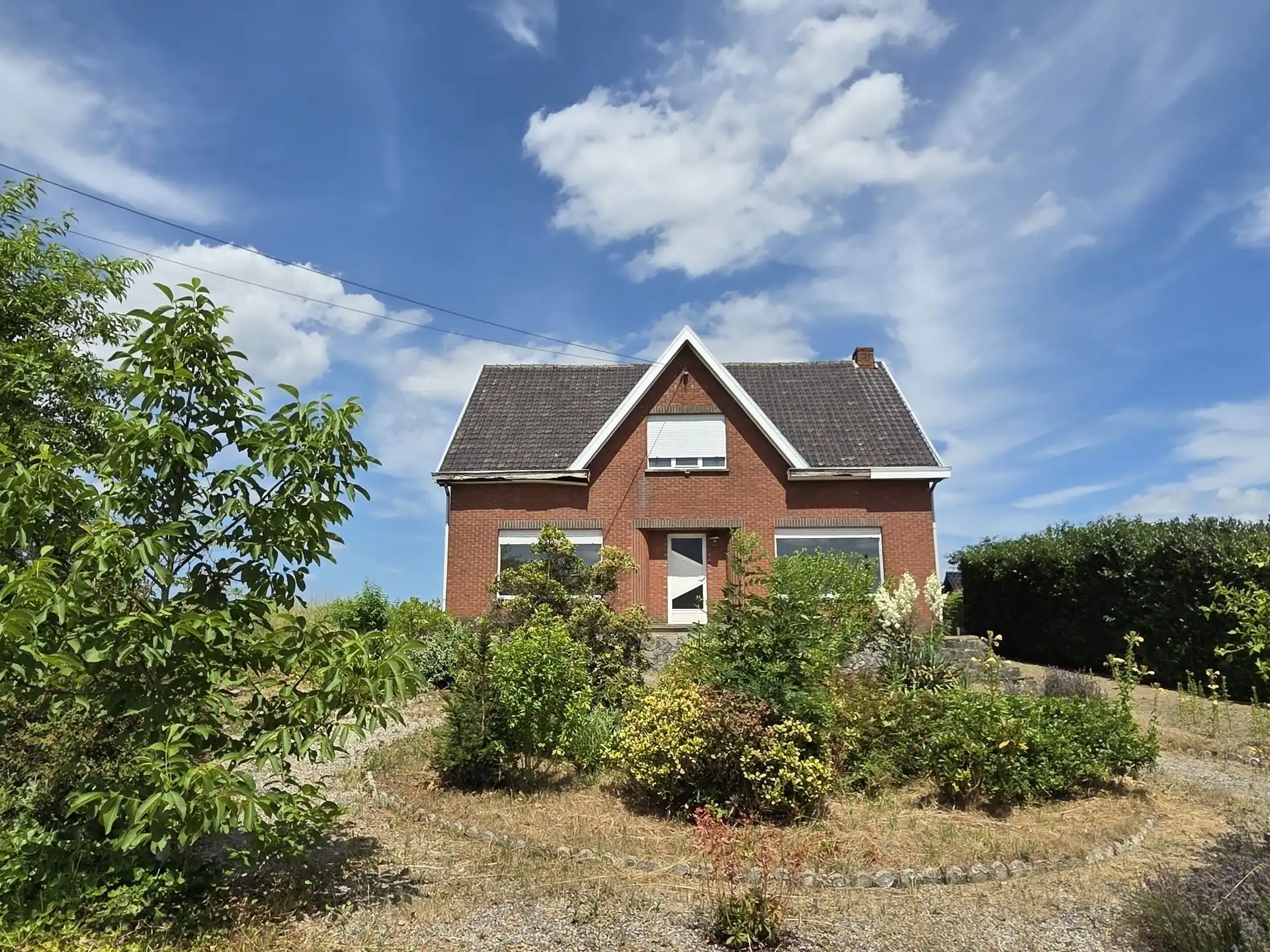 Vrijstaande woning met 4 slks op een perceel van 3135m² met mooi groen verzicht. Toplocatie! foto 13