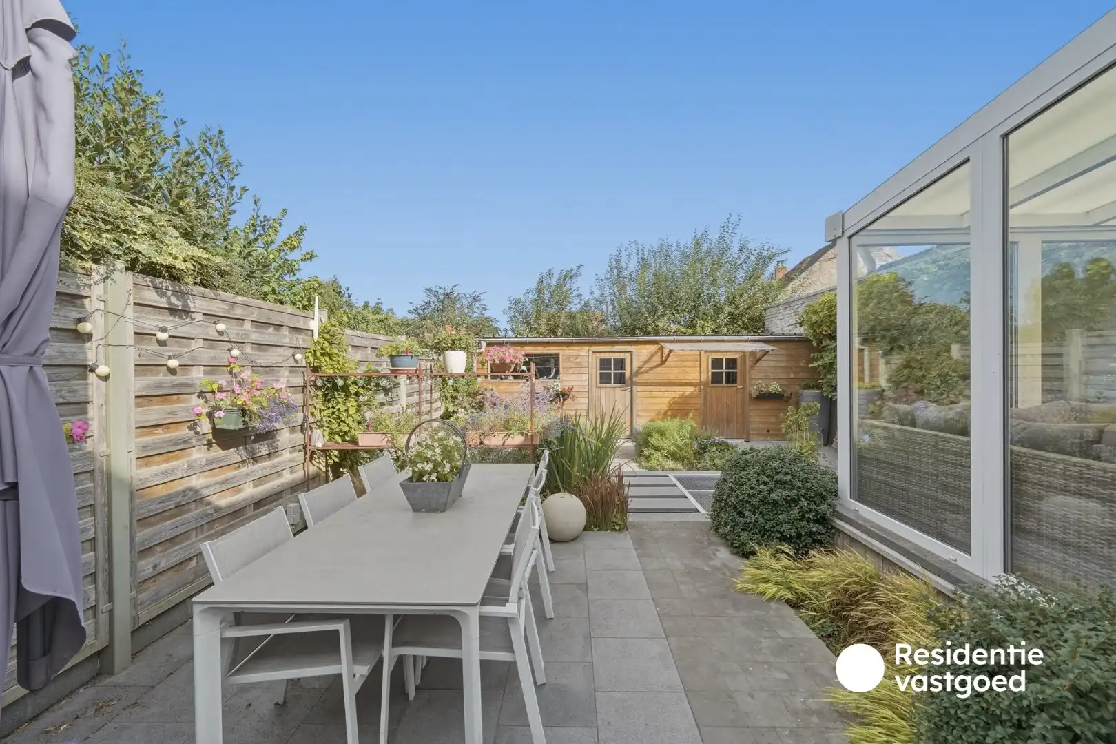Ruime gezinswoning met 4 slaapkamers, tuin en zonnepanelen in Zandvoorde foto 2