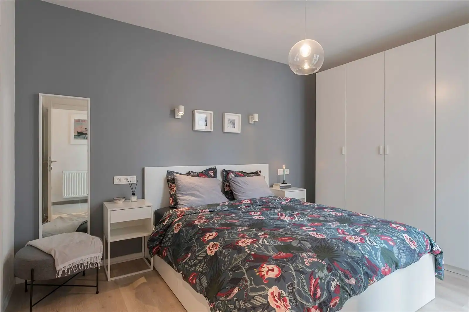 FURNISHED 1 BEDROOM CITY APARMTENT! foto 13