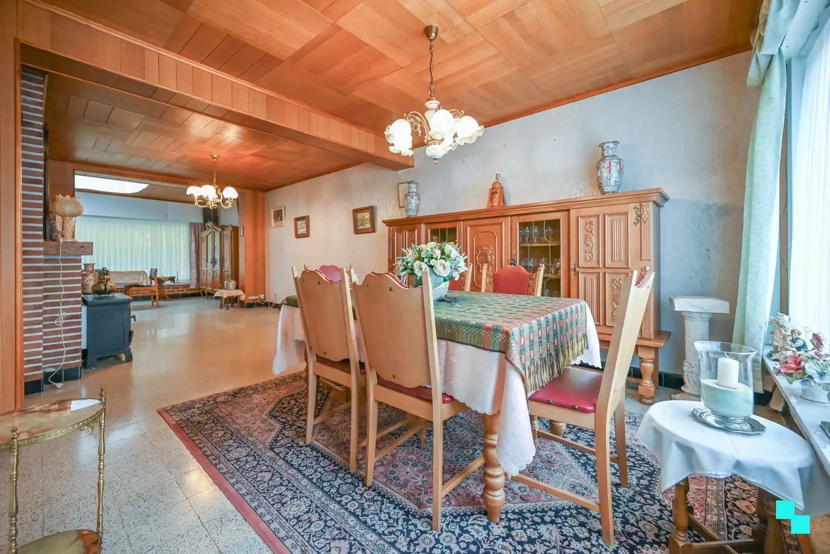 Halfopen woning in doodlopende straat te Sint-Eloois-Winkel foto 10