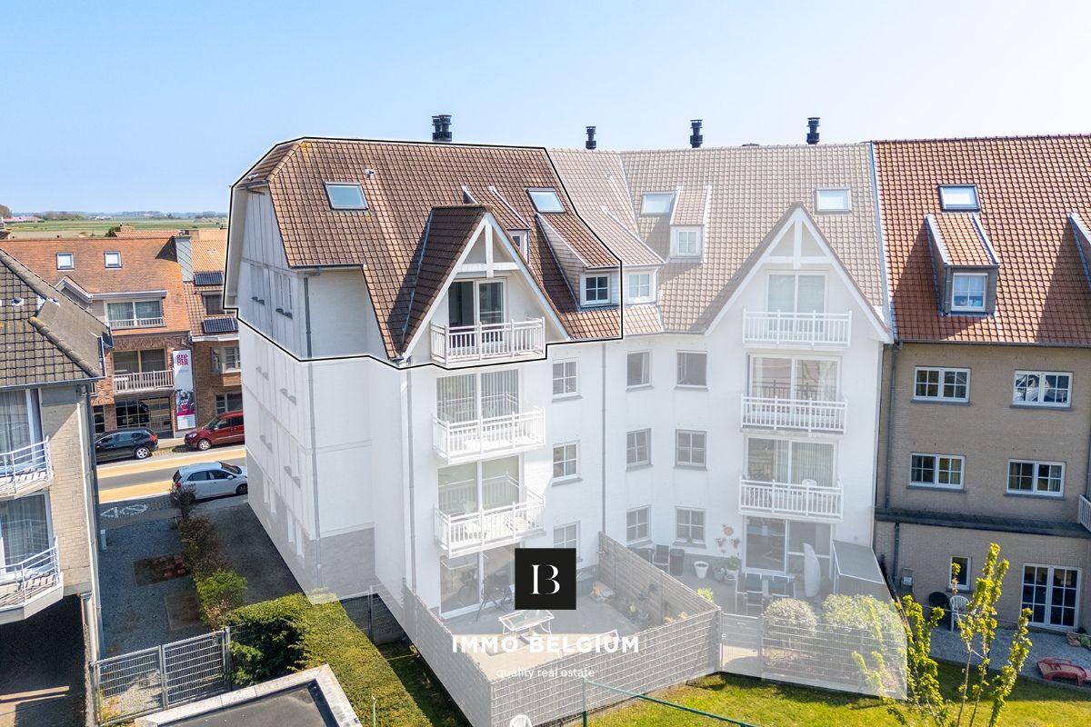 Ruim duplex appartement met 3 slaapkamers foto {{pictureIndex}}