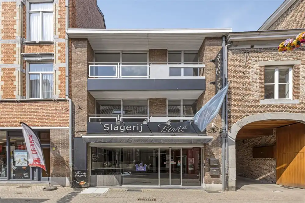 Ruim handelshuis op AAA-locatie foto 2